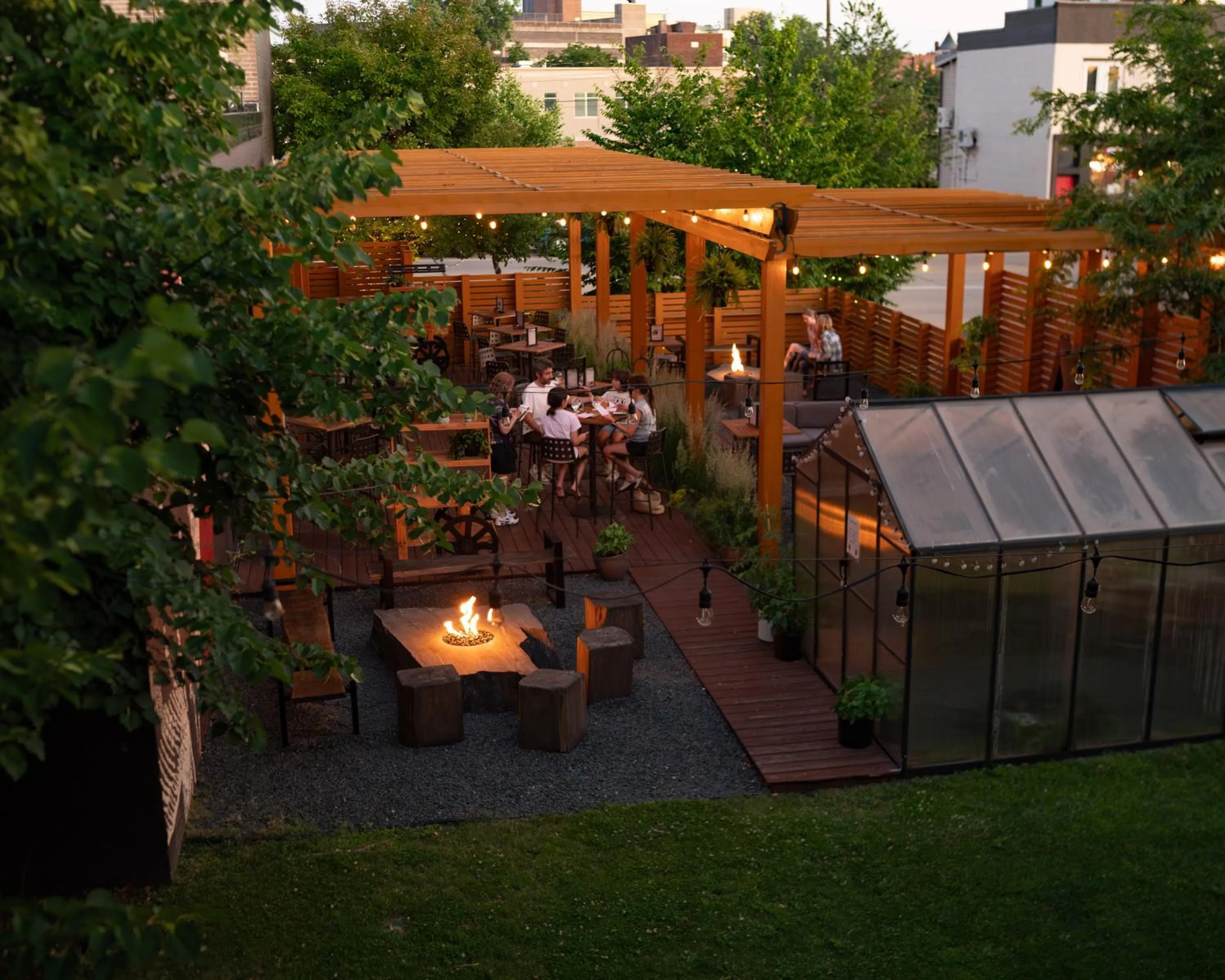 Patio in The Oxbow Hotel
