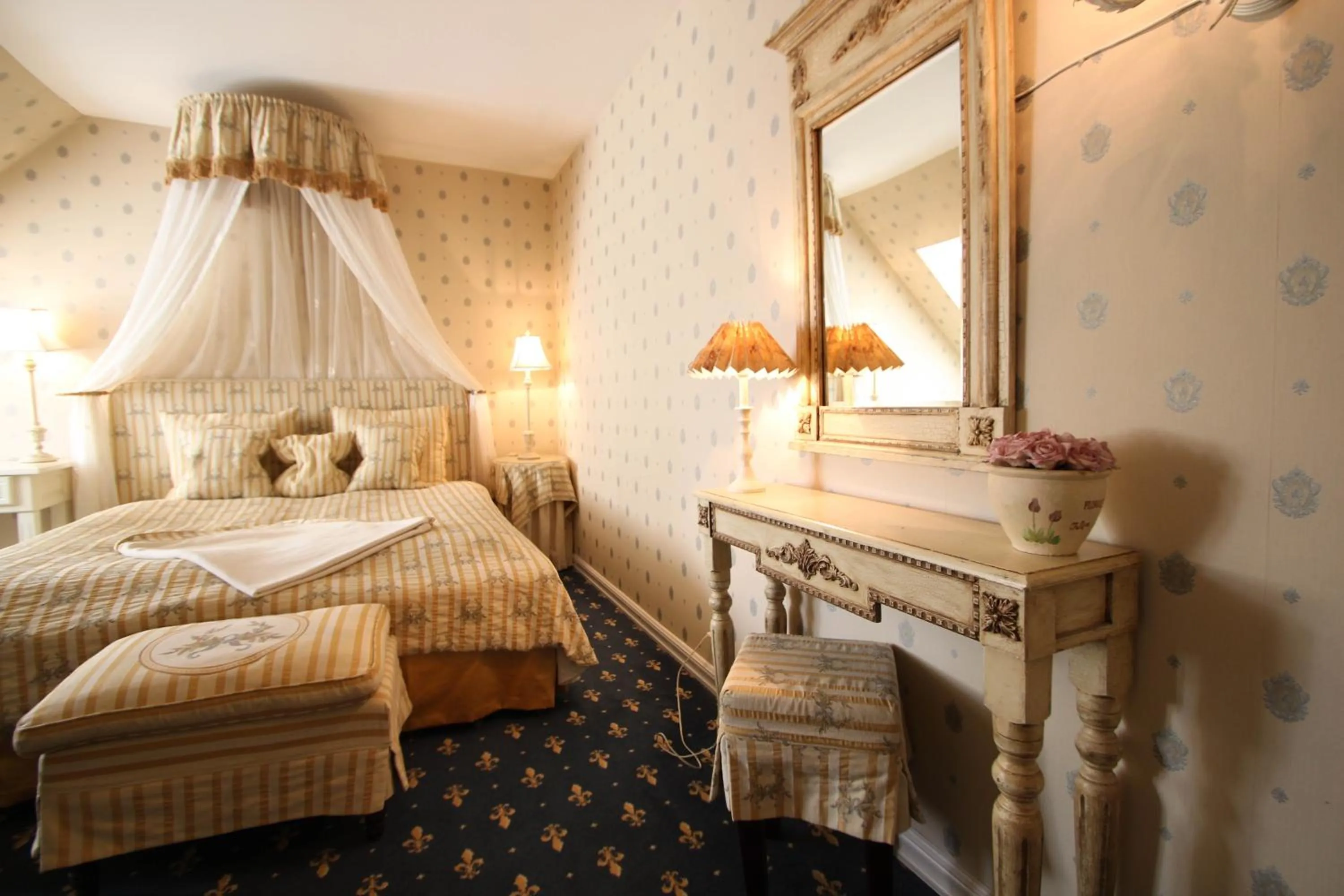 Bed in Sauntehus Castle Hotel