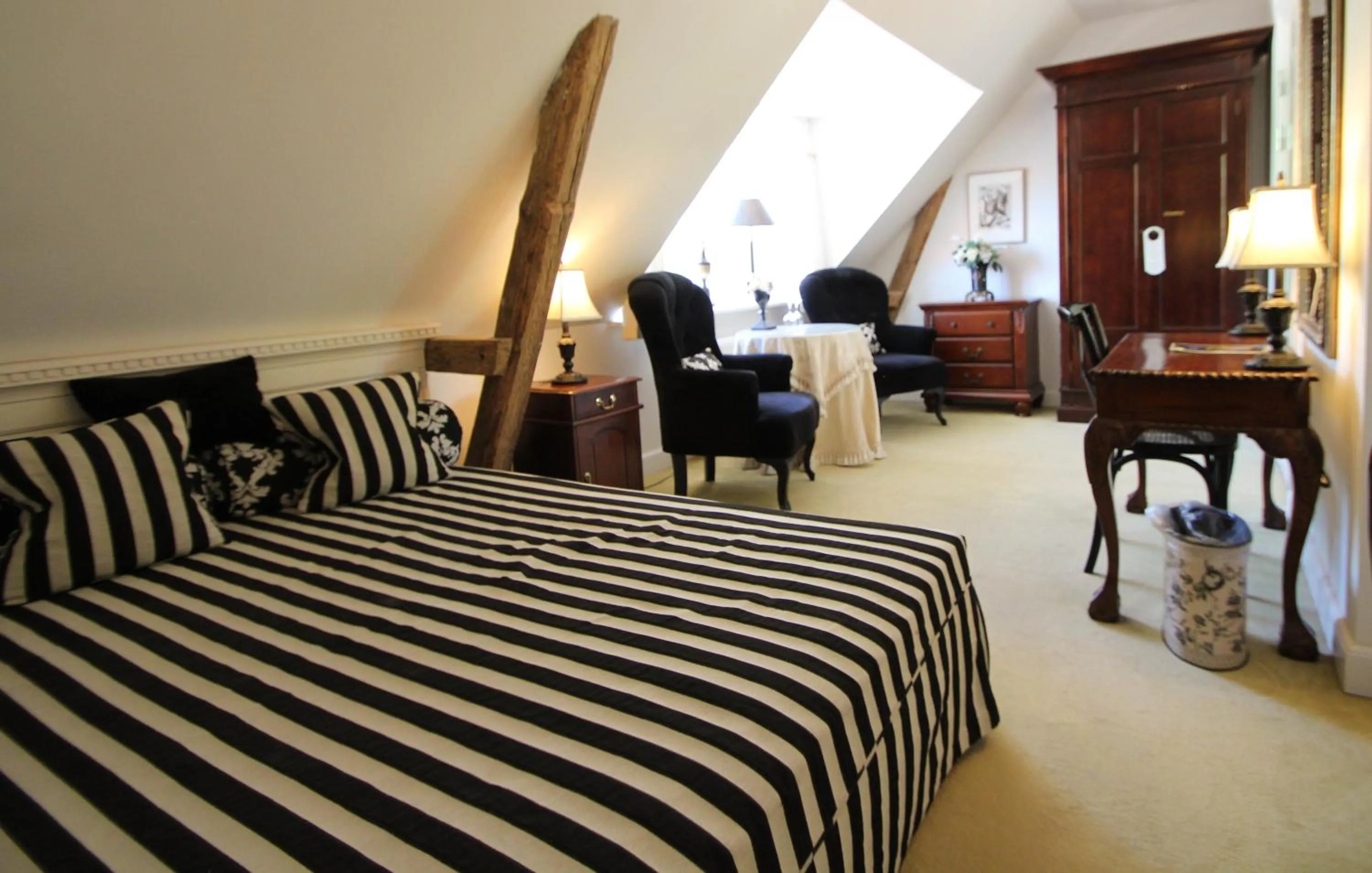 Bed in Sauntehus Castle Hotel