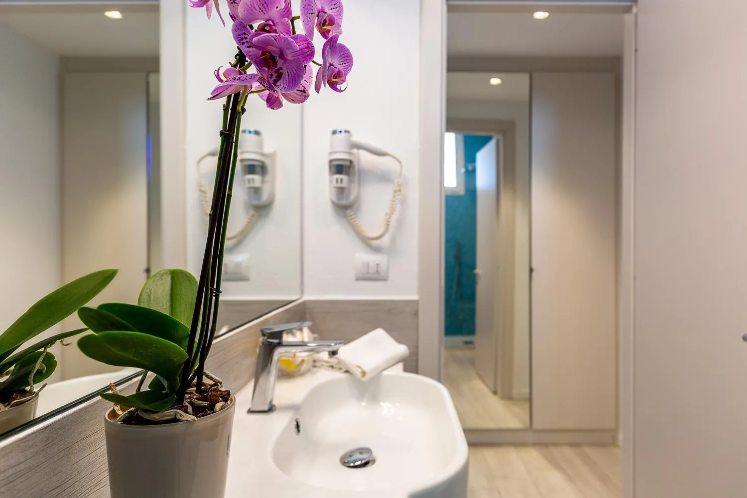 Bathroom in Hotel Flamingo