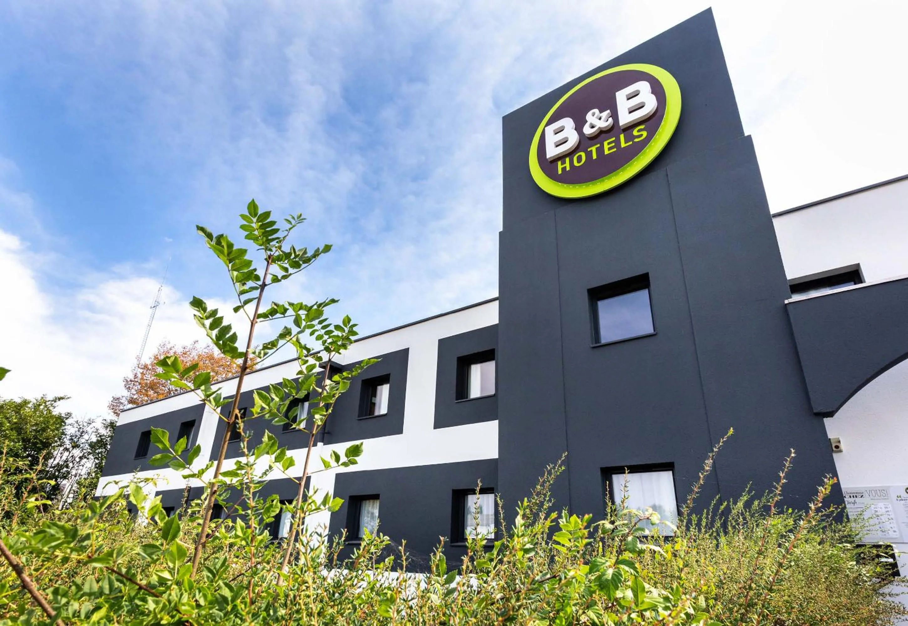 Property building in B&B HOTEL Angers Parc Expos
