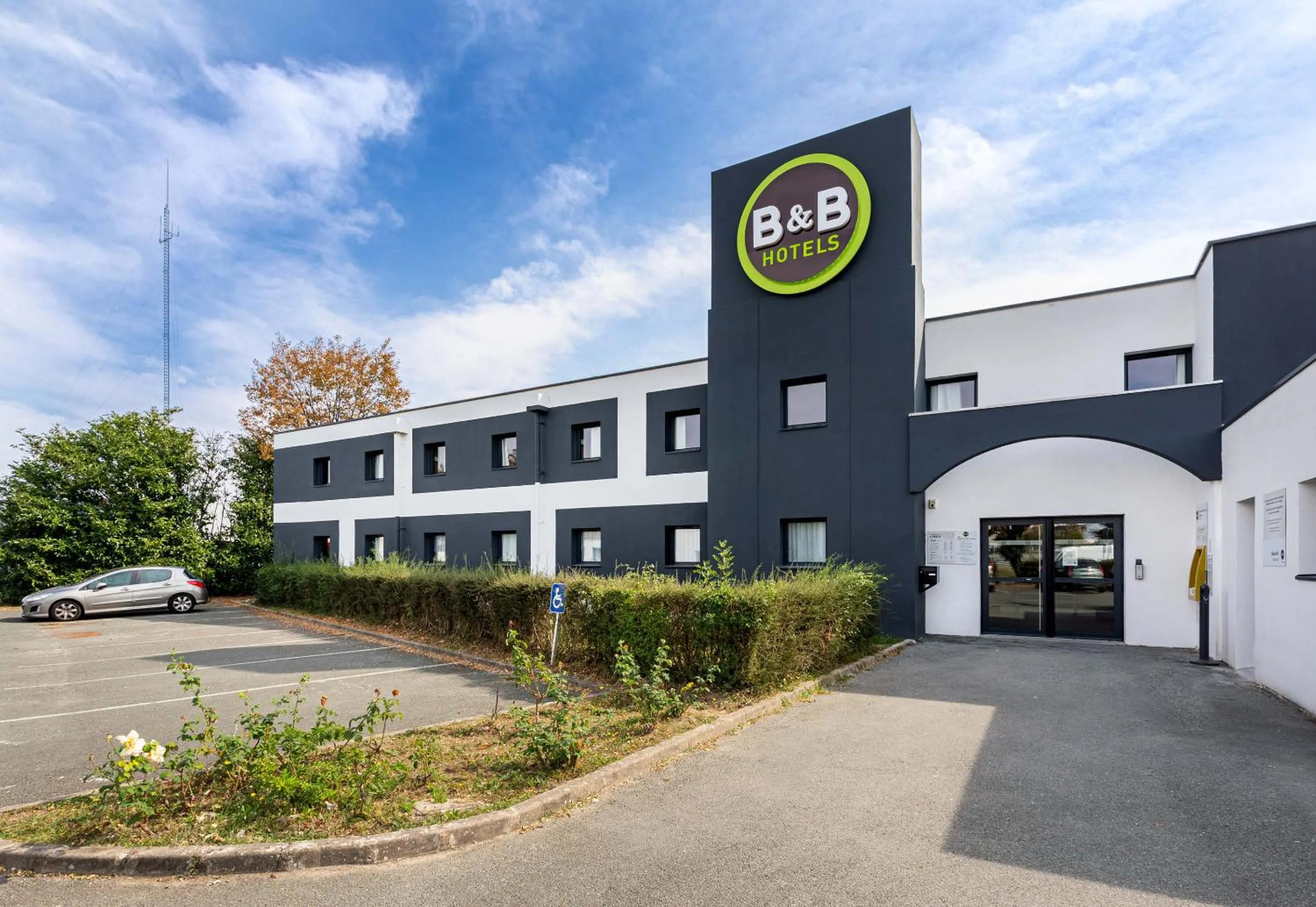 Property building in B&B HOTEL Angers Parc Expos