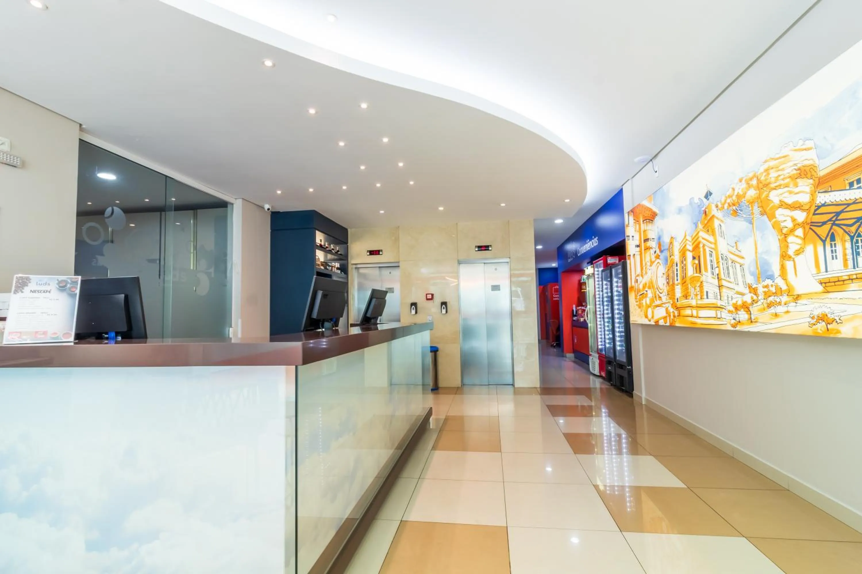 Lobby or reception in Luds Comfort Hotel