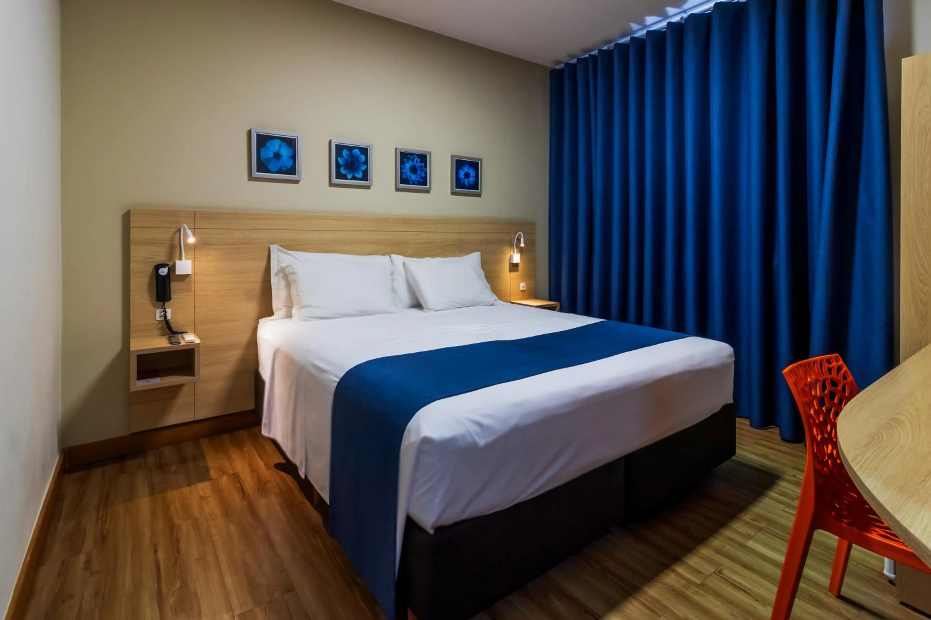 Bed in Luds Comfort Hotel