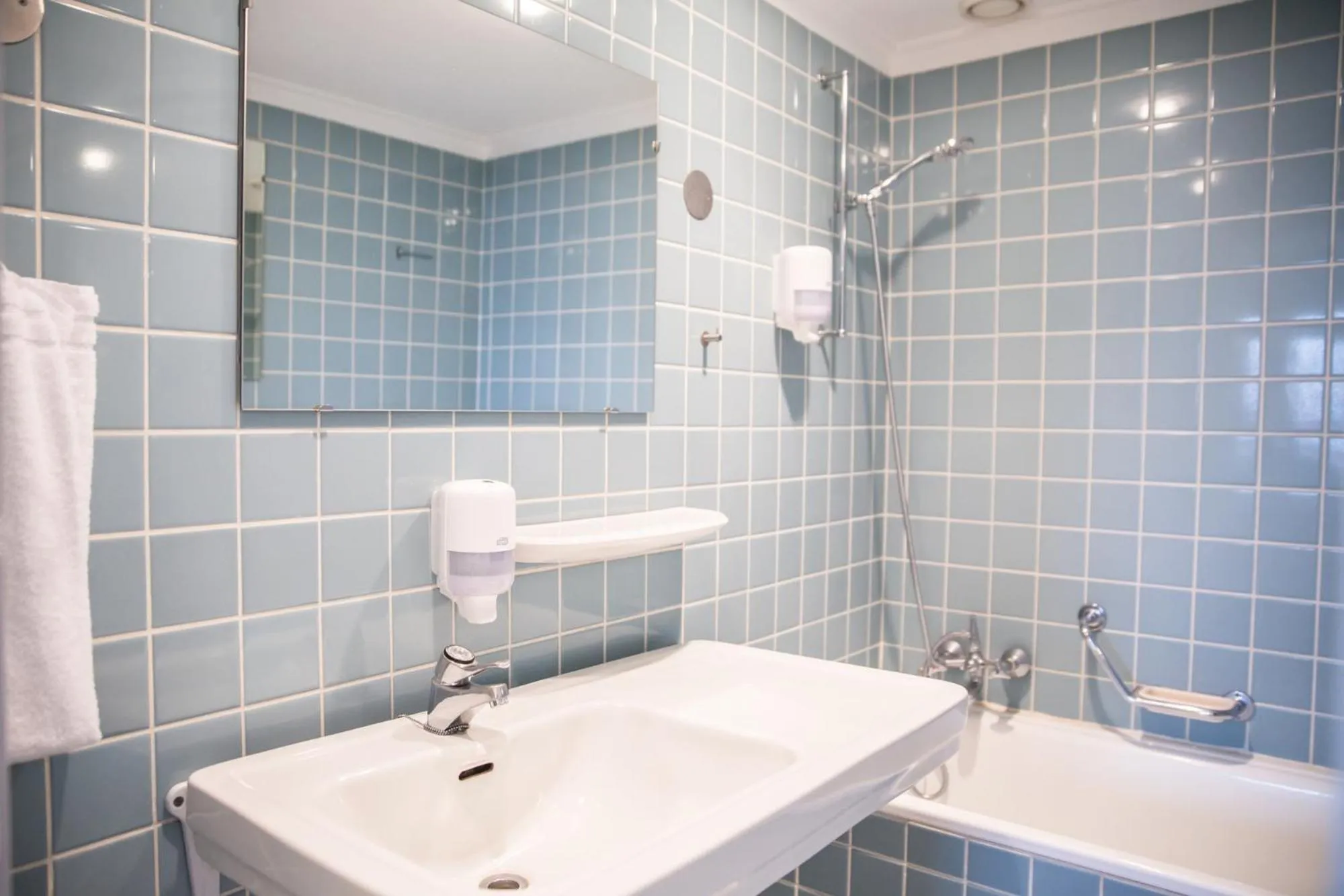 Shower in Comwell Hvide Hus Aalborg, Dolce by Wyndham