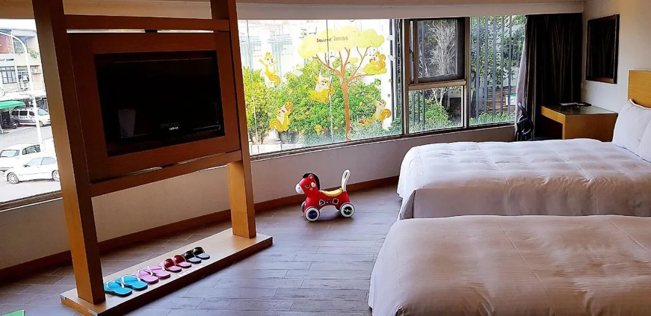 Bed in Esun Villa Hotel