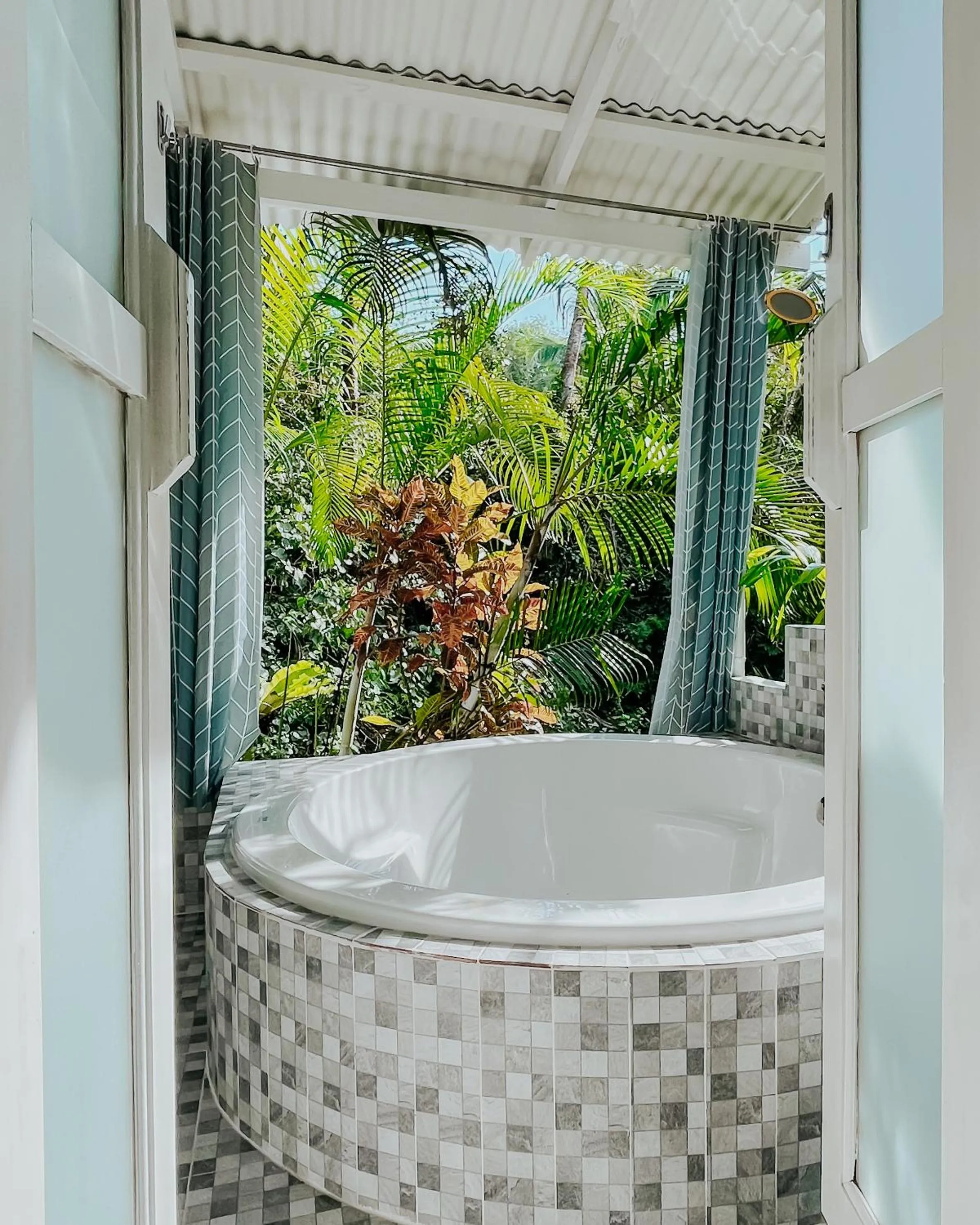 Hot Tub in Baan Bua Cottage