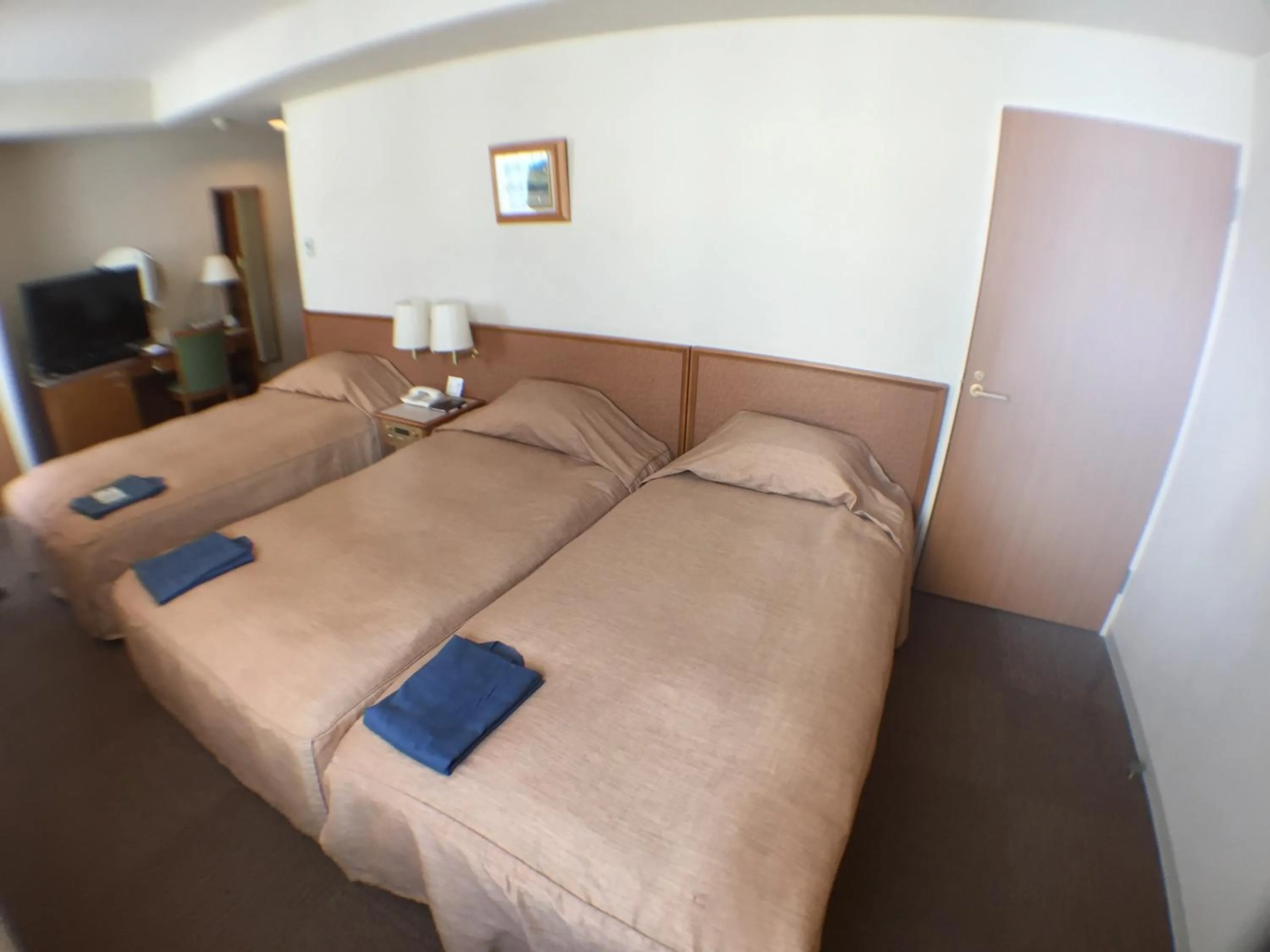 Bedroom, Bed in Hotel Okhotsk Palace