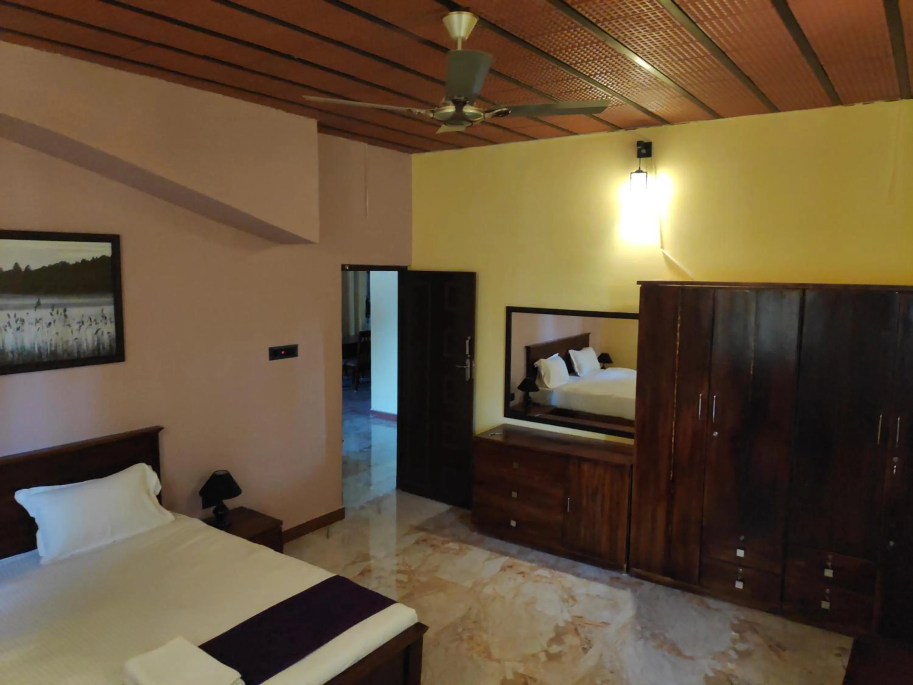 Photo of the whole room, Bed in Premier Inn