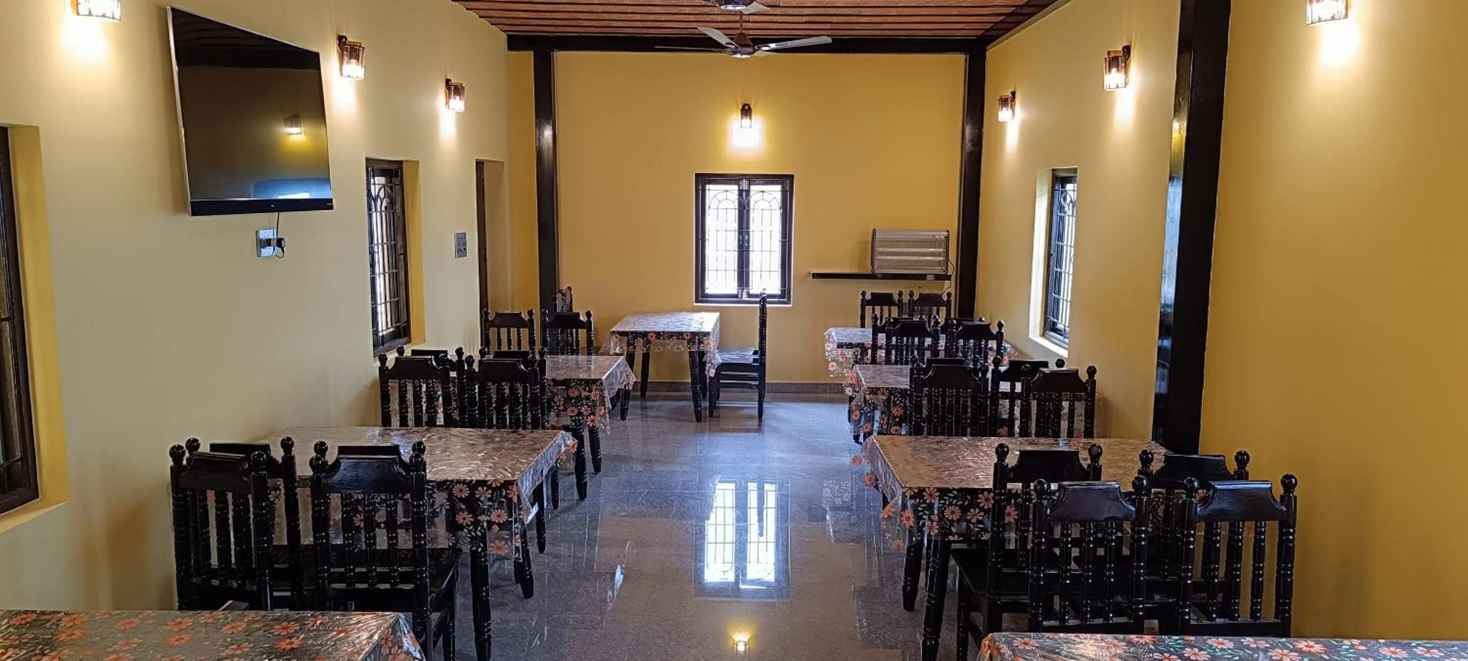 Restaurant/places to eat in Premier Inn