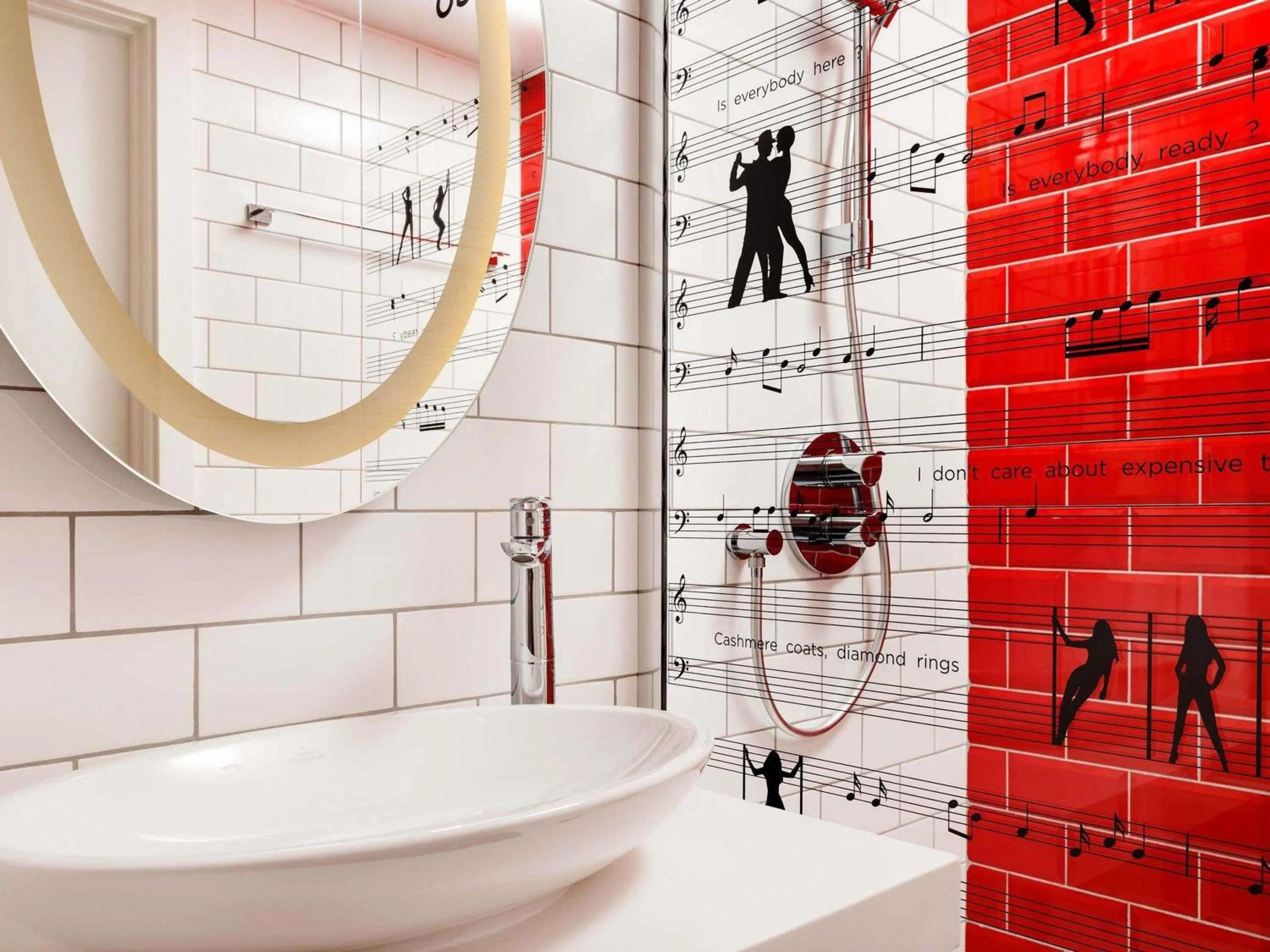 Bedroom in ibis Styles London Southwark - near Borough Market