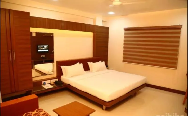 Bed in Hotel GK Palace