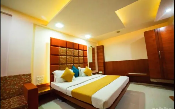 Bed in Hotel GK Palace