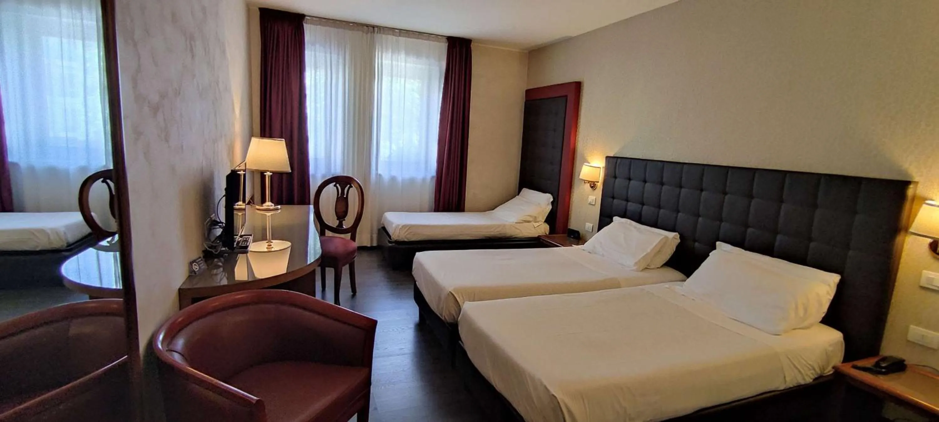 Bedroom, Bed in Best Western Park Hotel Continental