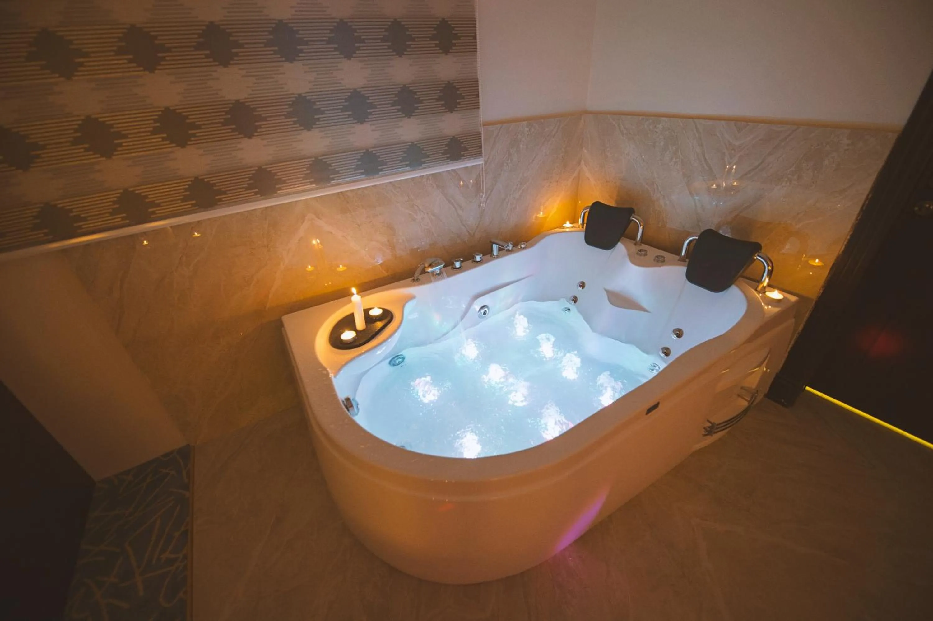 Hot Tub in Rest Night Serviced Apartments Wadi Al Dawasir