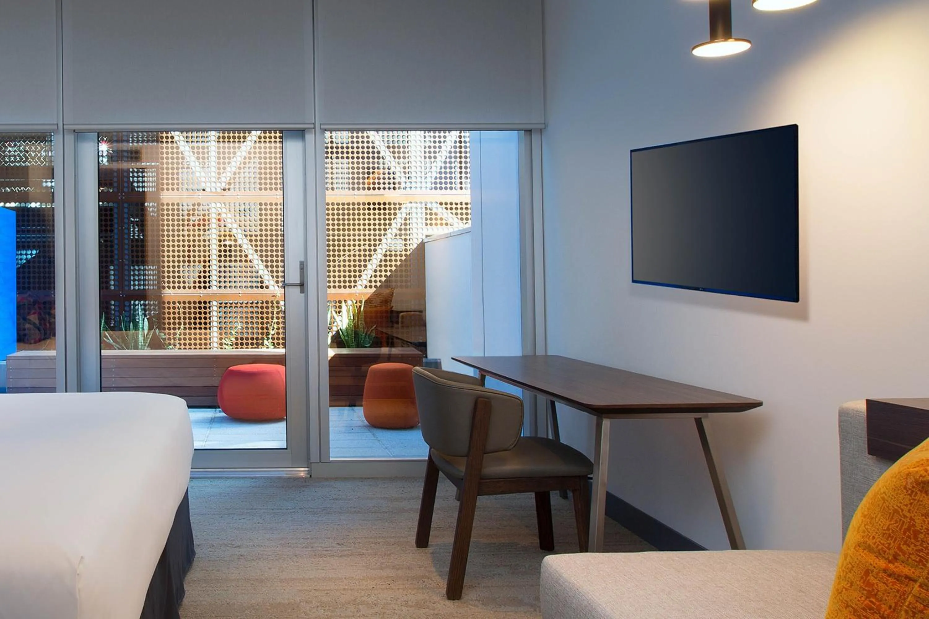 Photo of the whole room in Aloft Perth