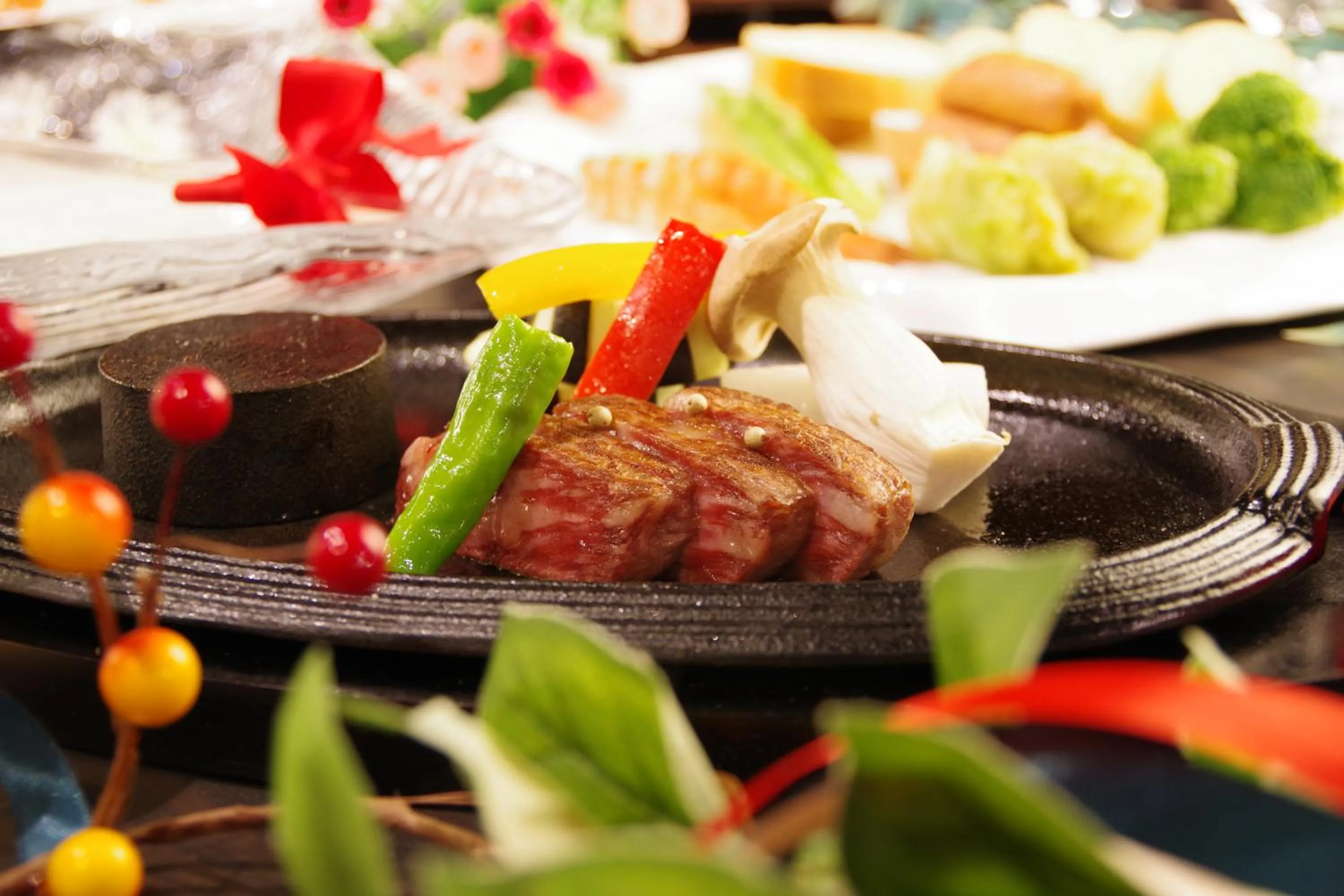 Restaurant/places to eat in Hill Hotel Sunpia Iga