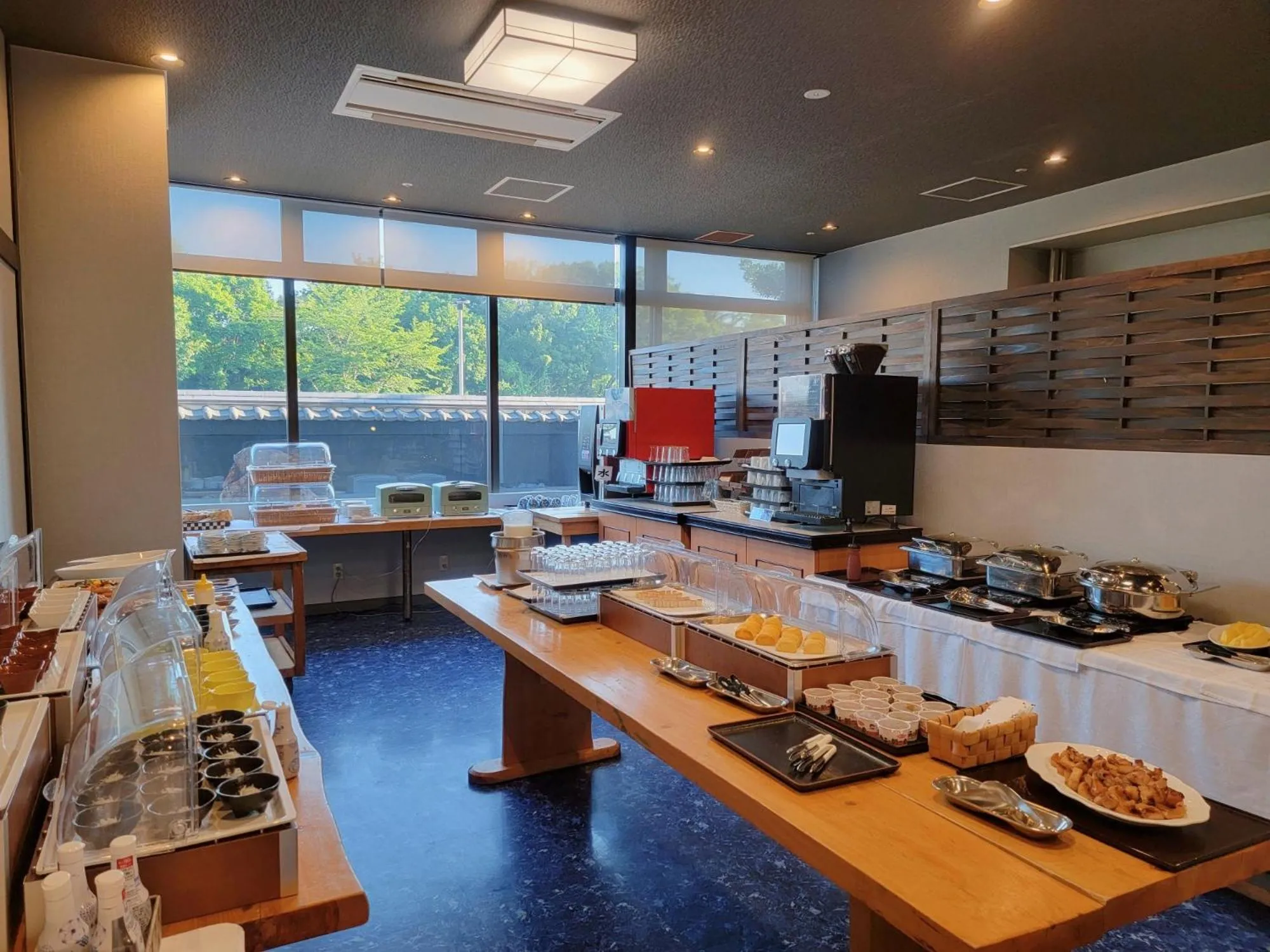 Restaurant/places to eat in Hill Hotel Sunpia Iga