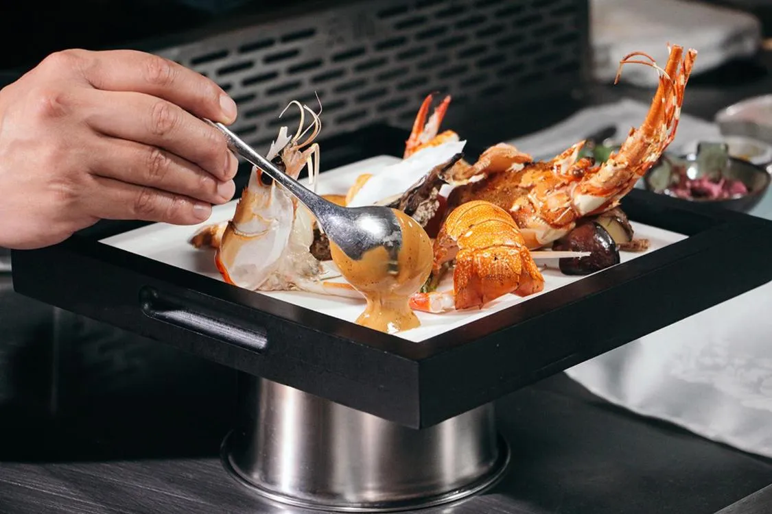 Food in Modena by Fraser Changsha