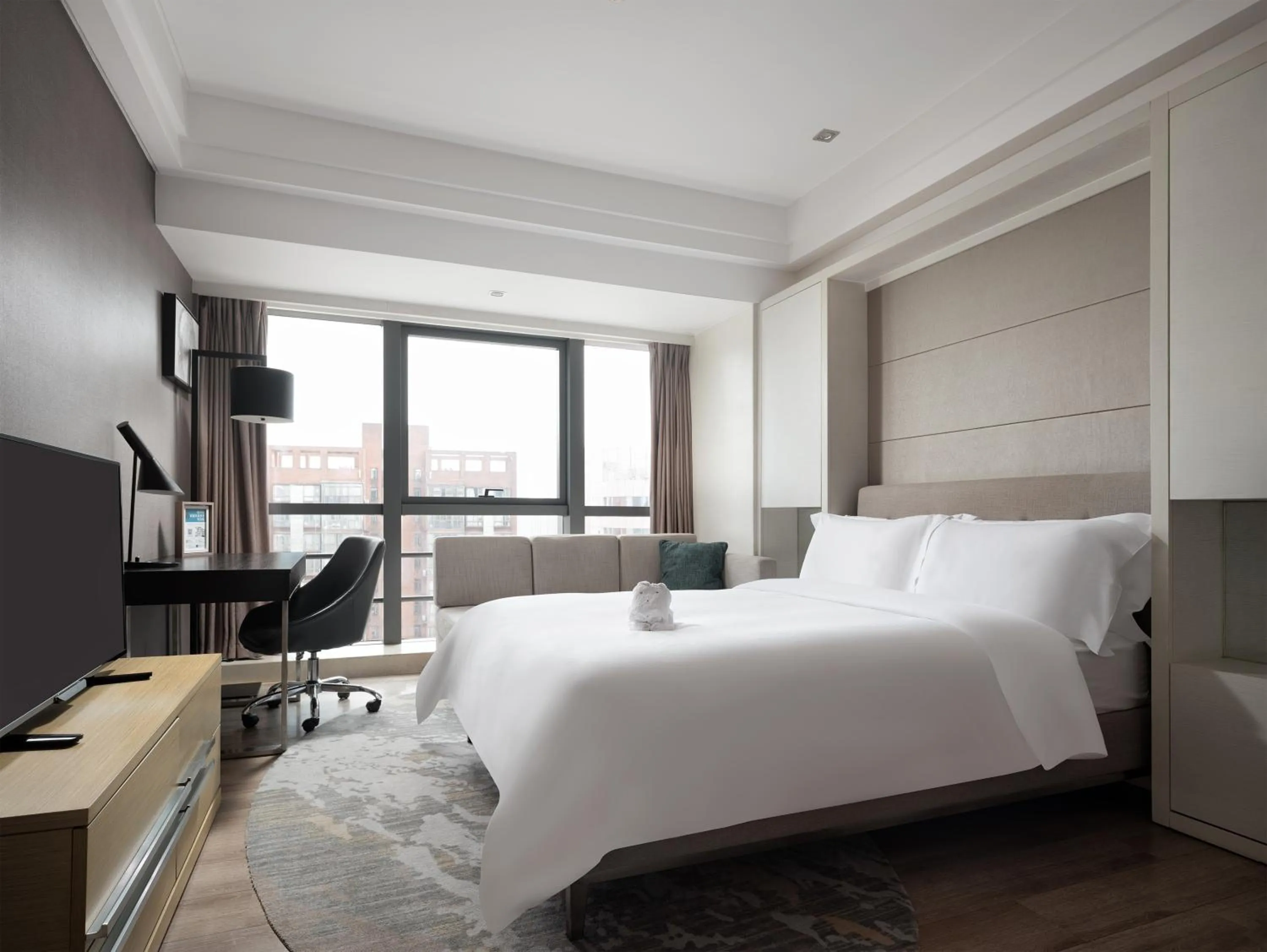 Bed in Modena by Fraser Changsha