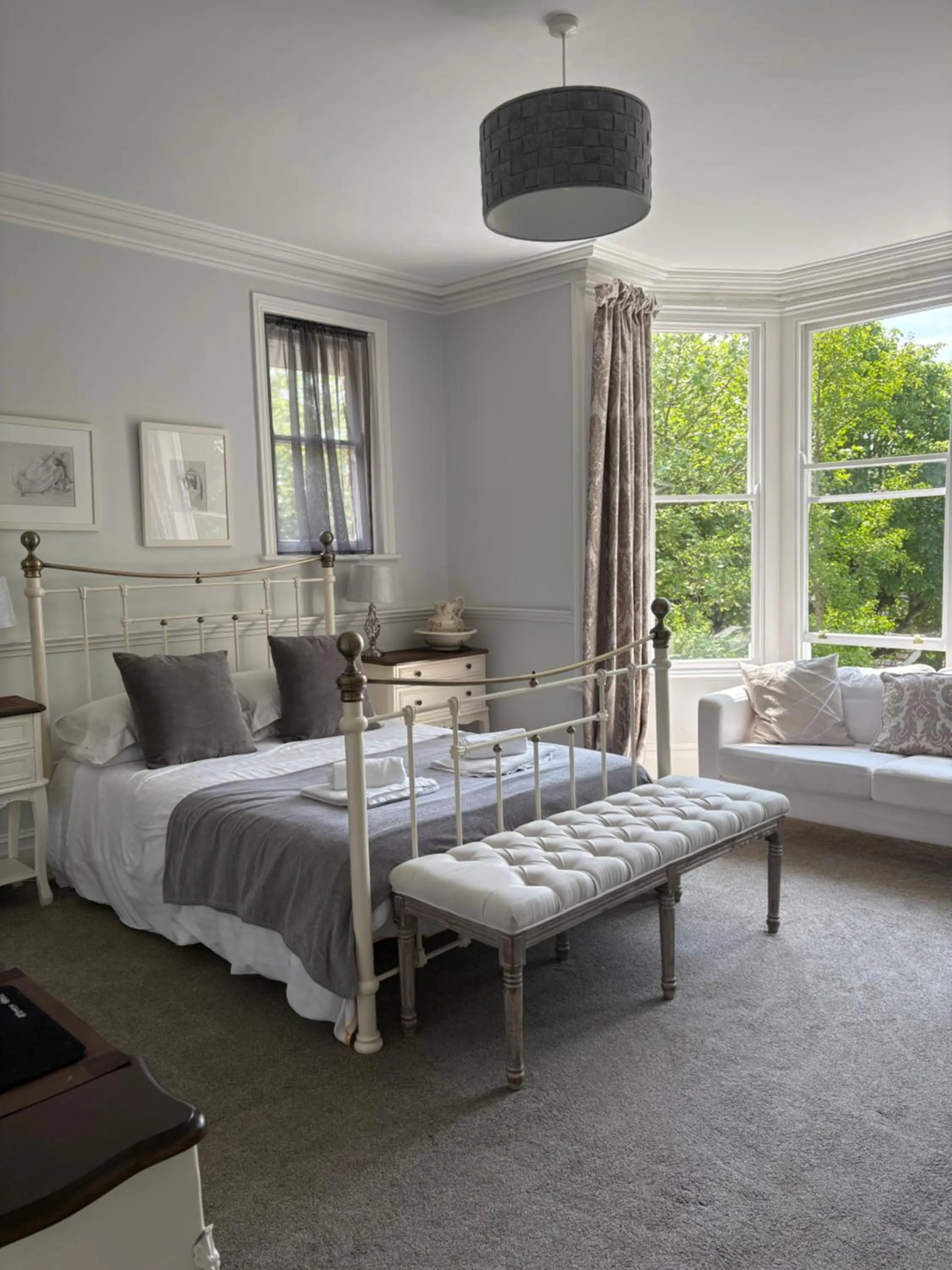 Bed in Holbein House