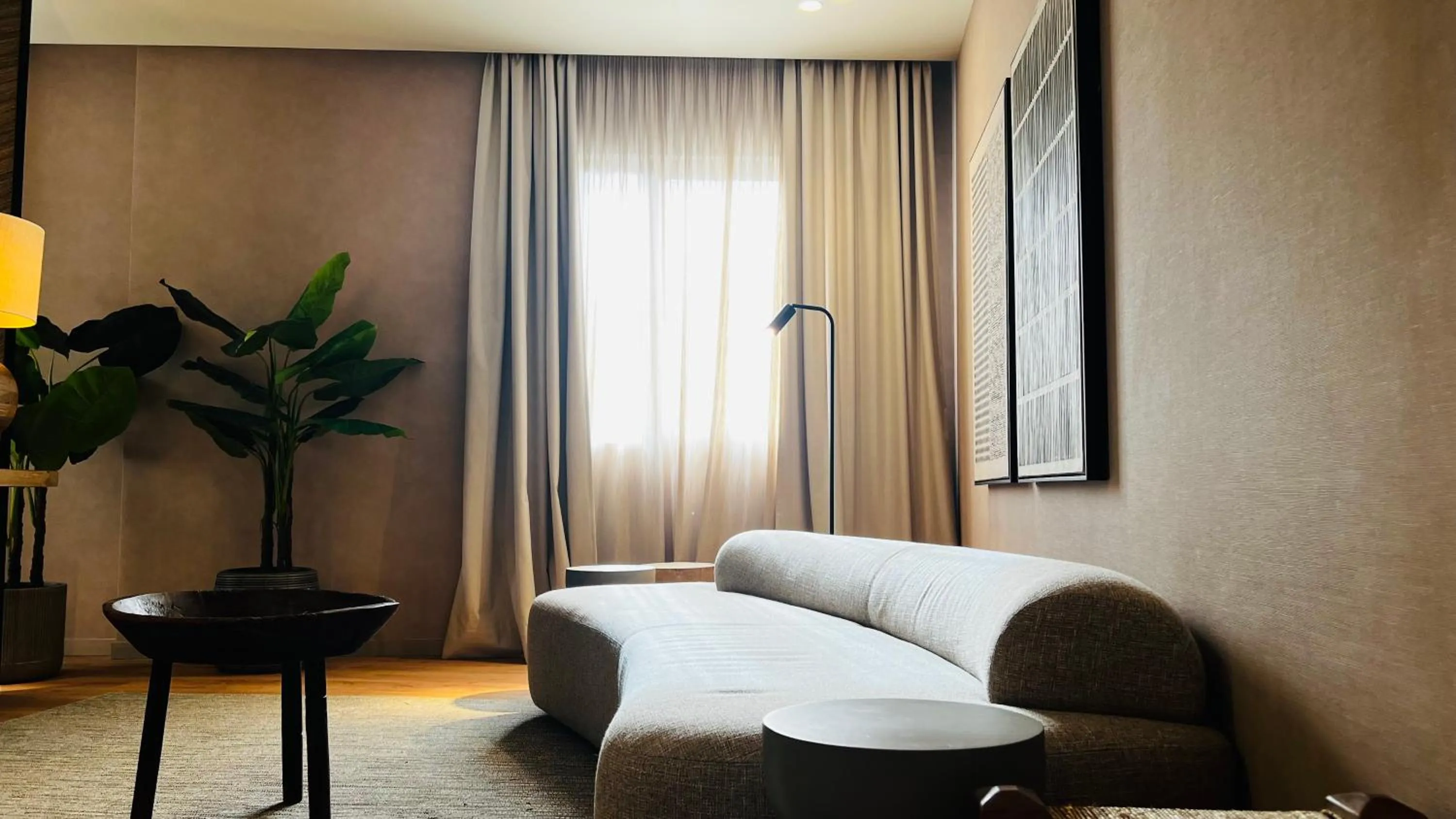 Living room in La Laguna Gran Hotel