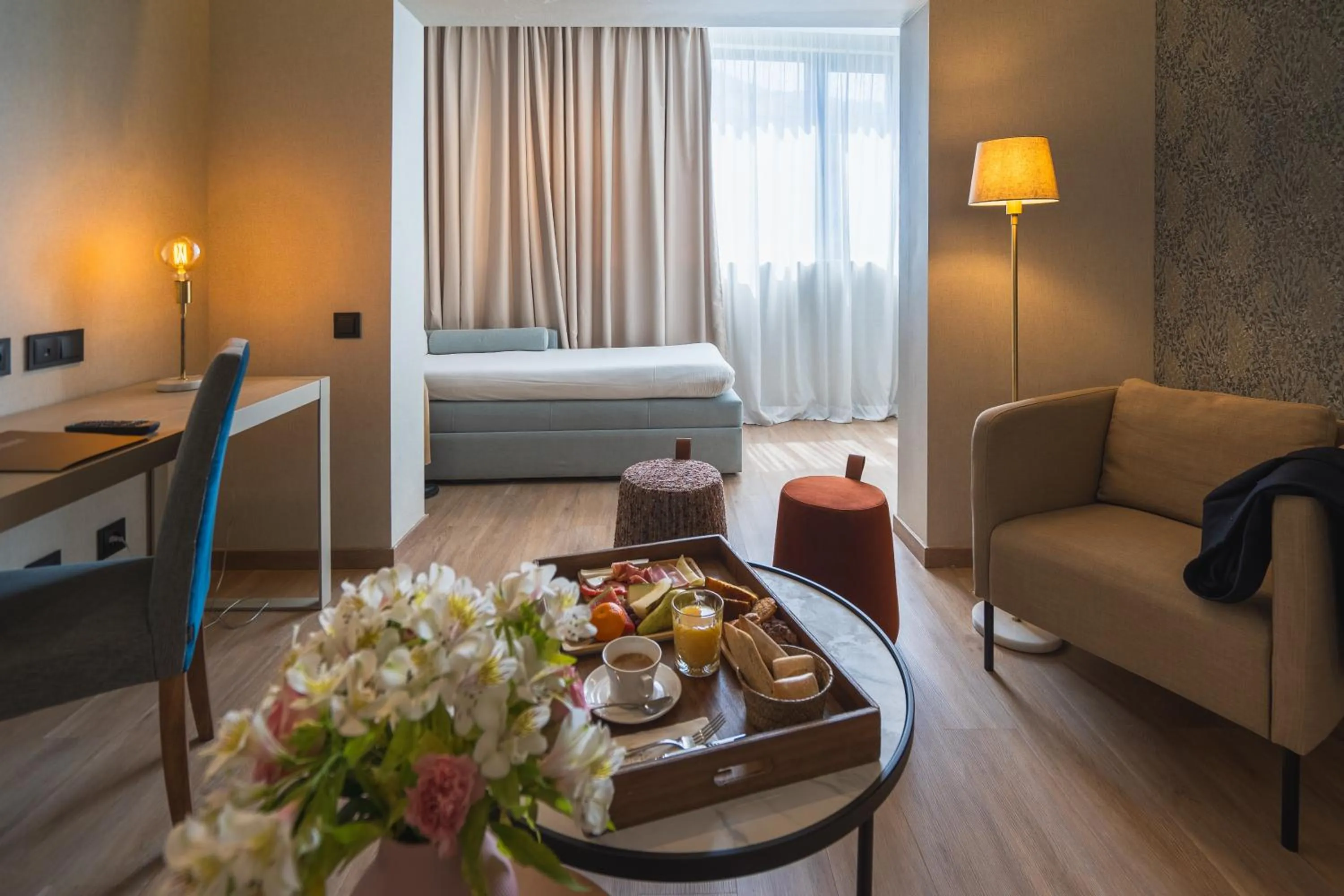 Photo of the whole room, Bed in La Laguna Gran Hotel