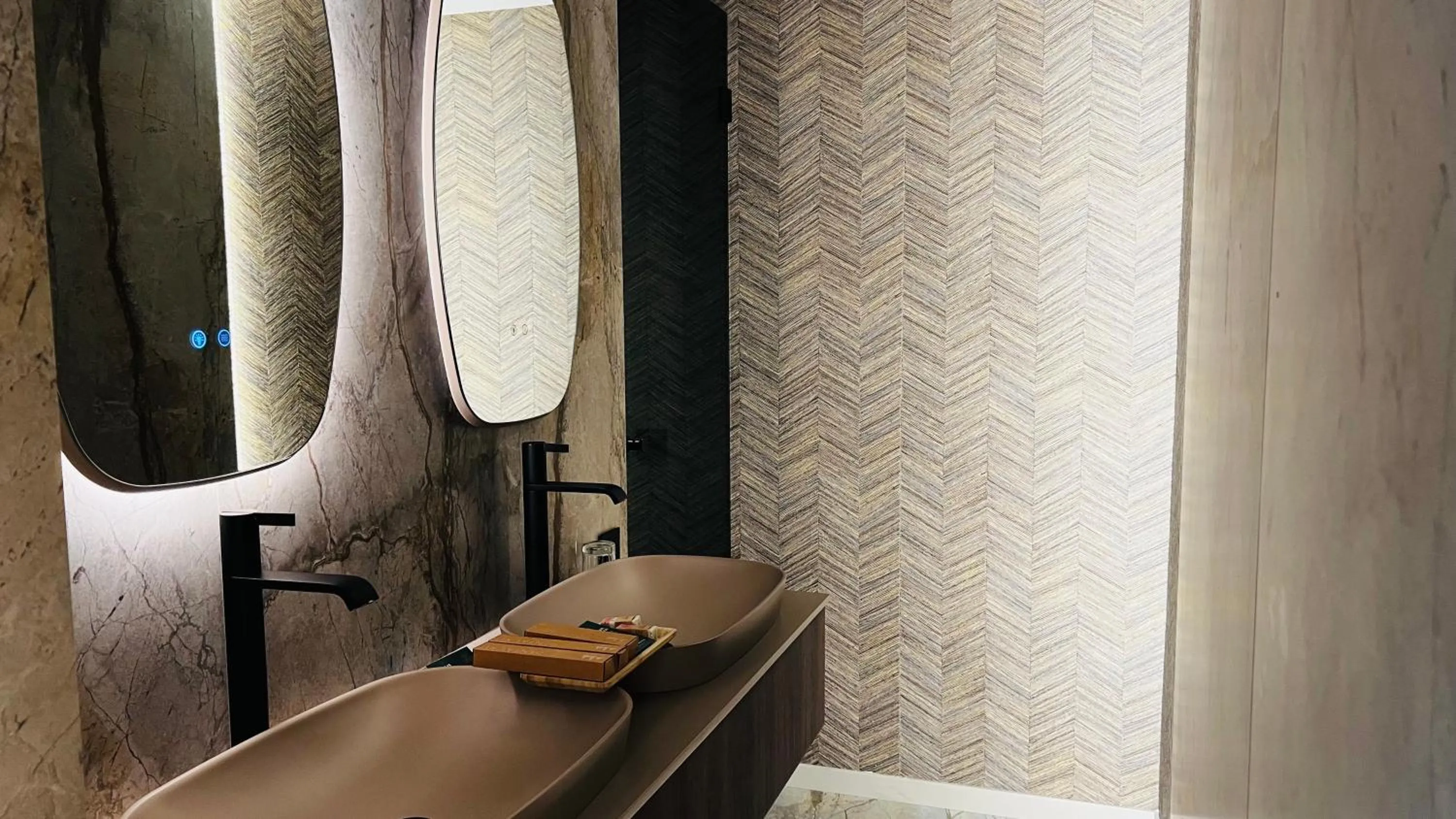 Bathroom in La Laguna Gran Hotel