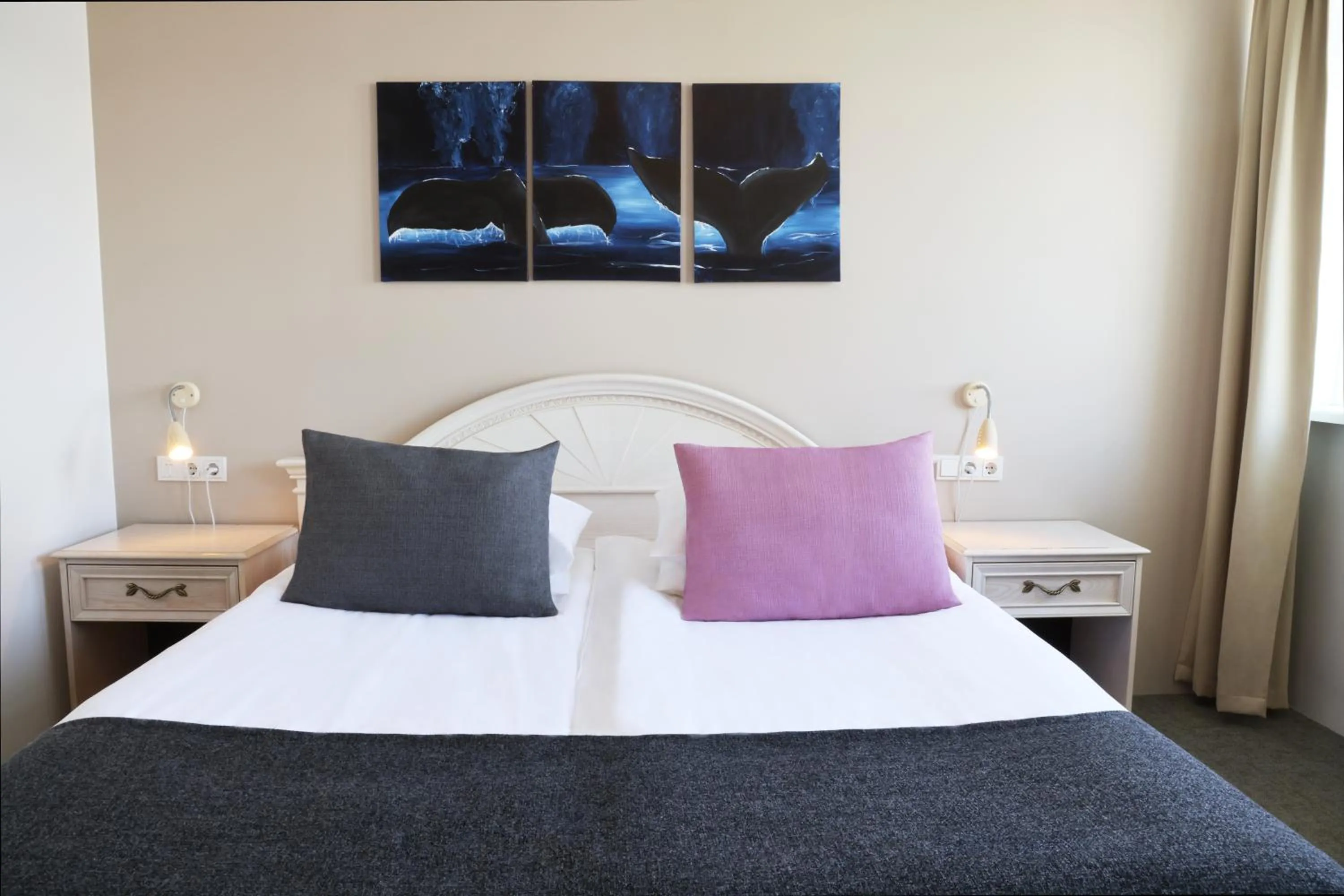 Bed in Fosshotel Husavik