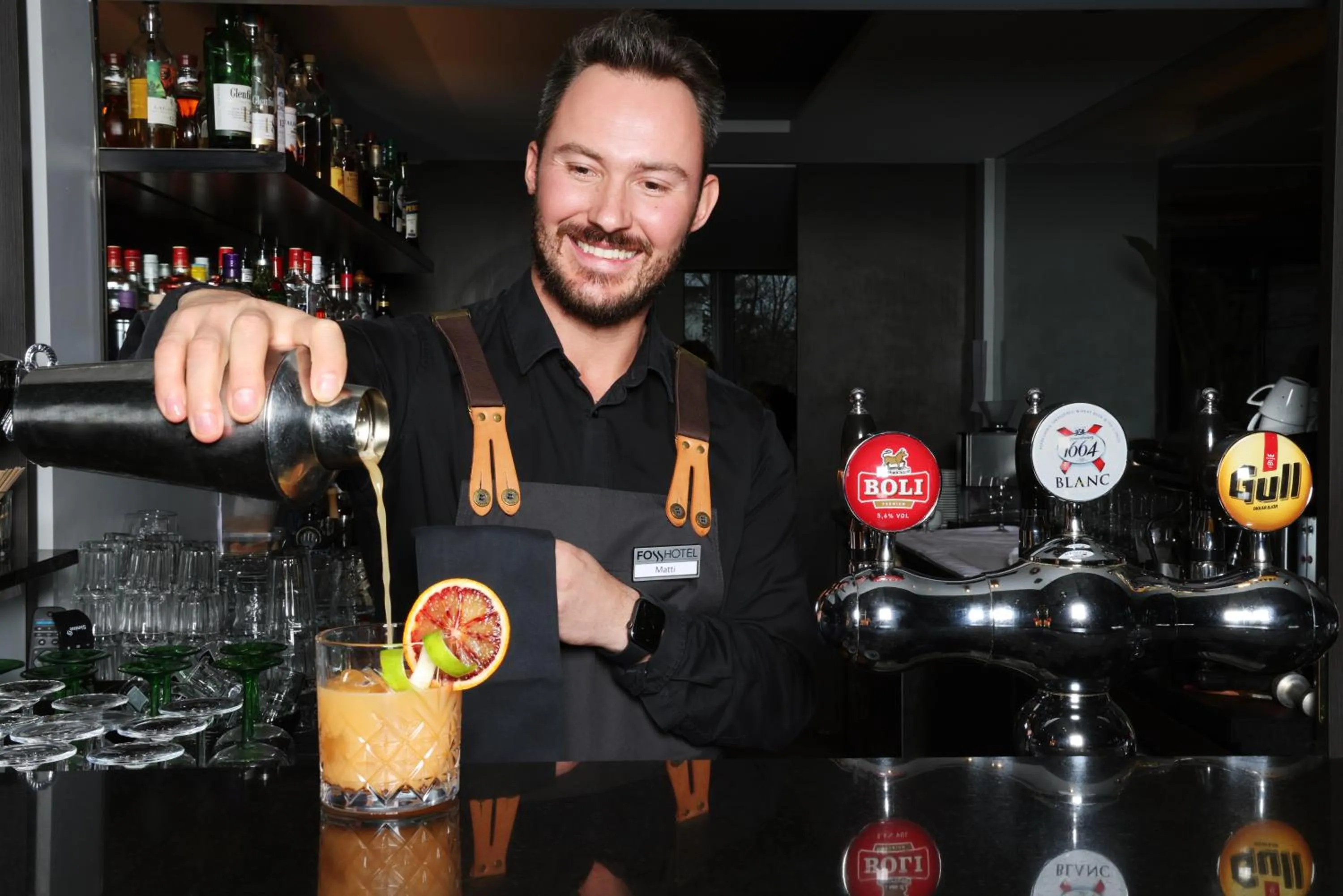 Lounge or bar in Fosshotel Husavik