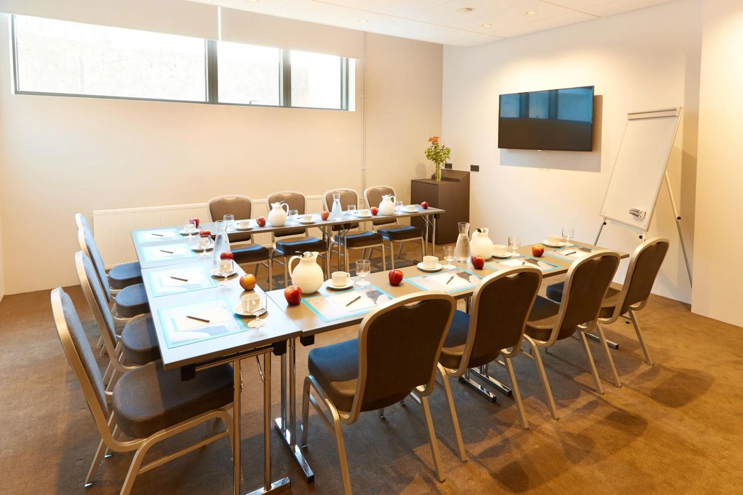 Meeting/conference room in Fosshotel Husavik