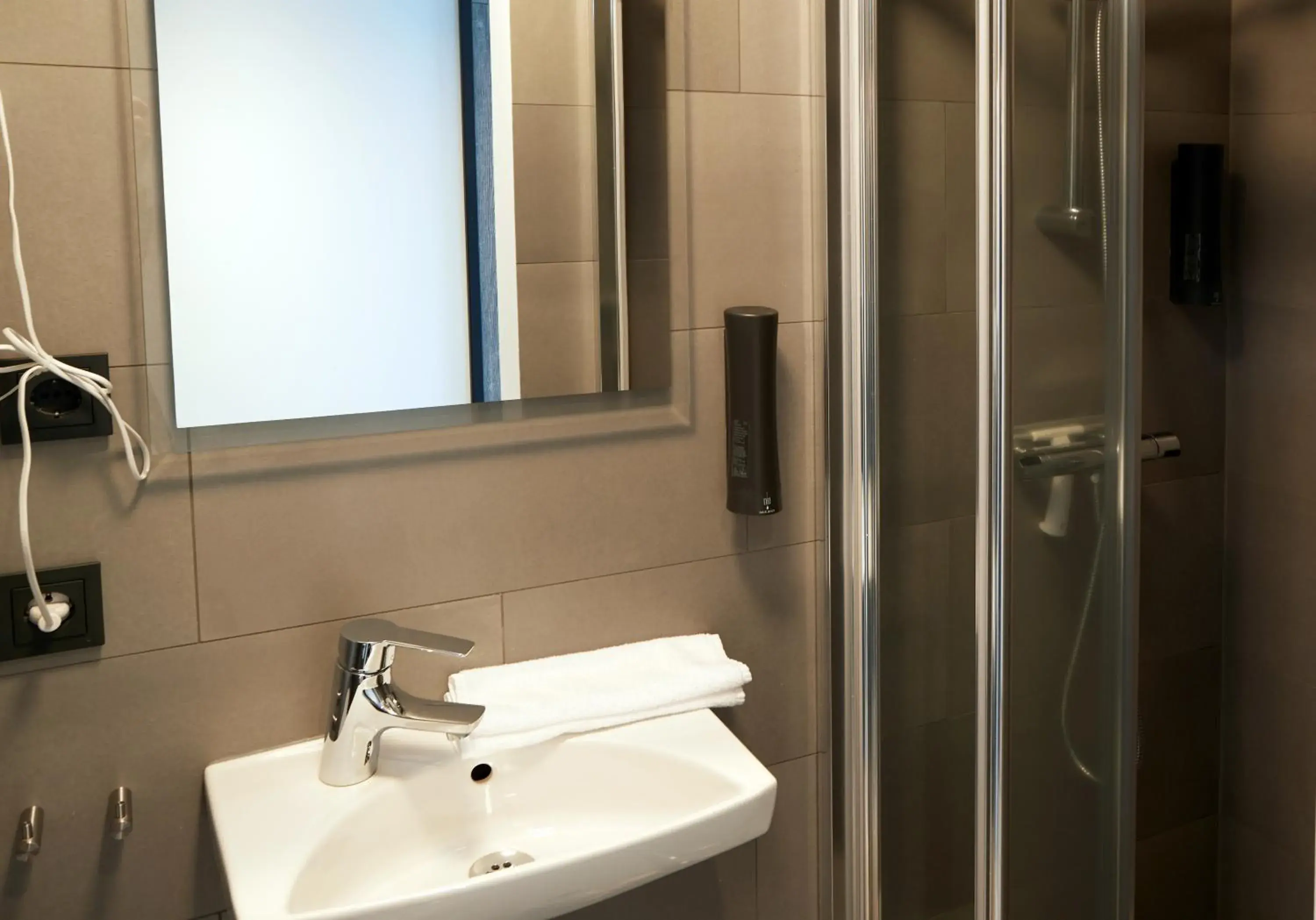 Standard Double or Twin Room in Fosshotel Husavik Standard Double or Twin Room in Fosshotel Husavik