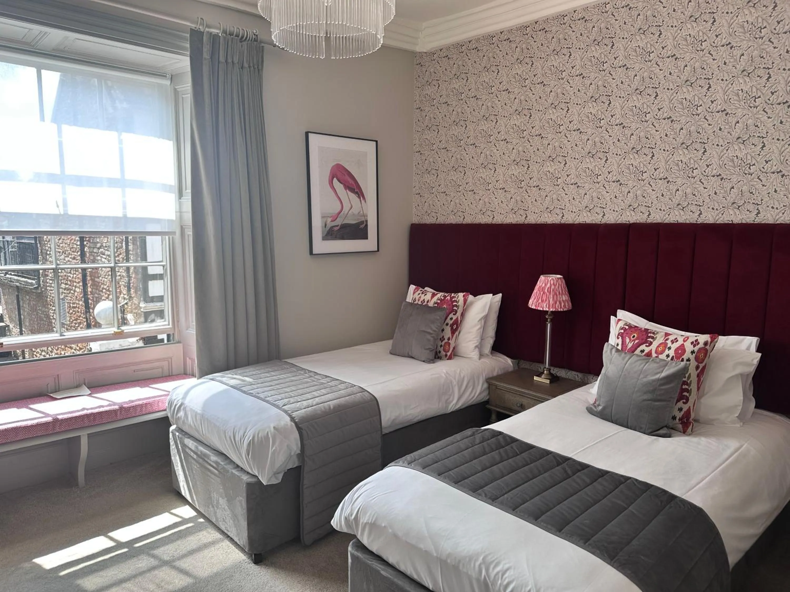 Bed in The Ancient Gatehouse & Rugantino Restaurant