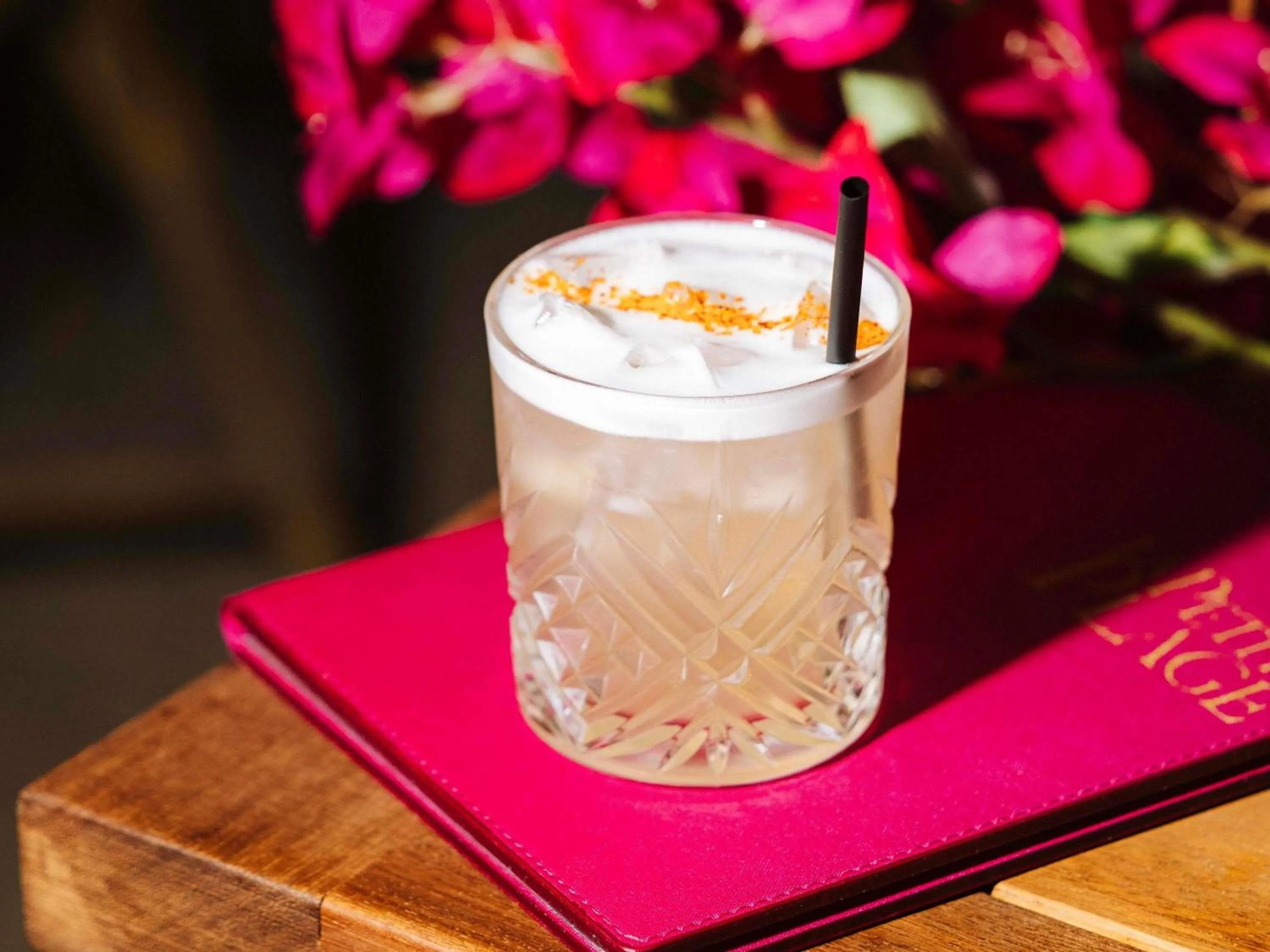 Lounge or bar in Le Talaia Hôtel & Spa Biarritz - MGallery Collection