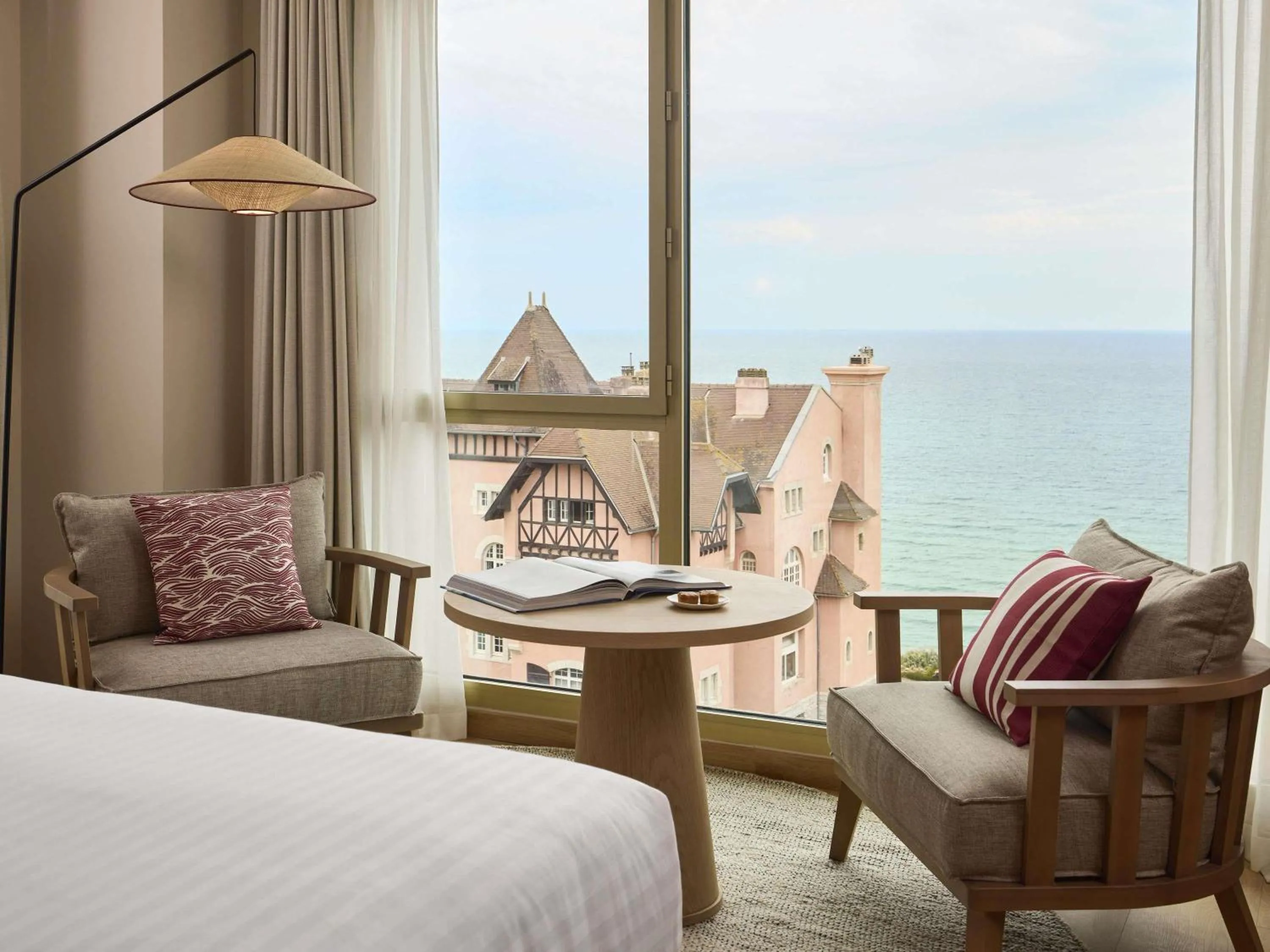 Bedroom, Bed in Le Talaia Hôtel & Spa Biarritz - MGallery Collection