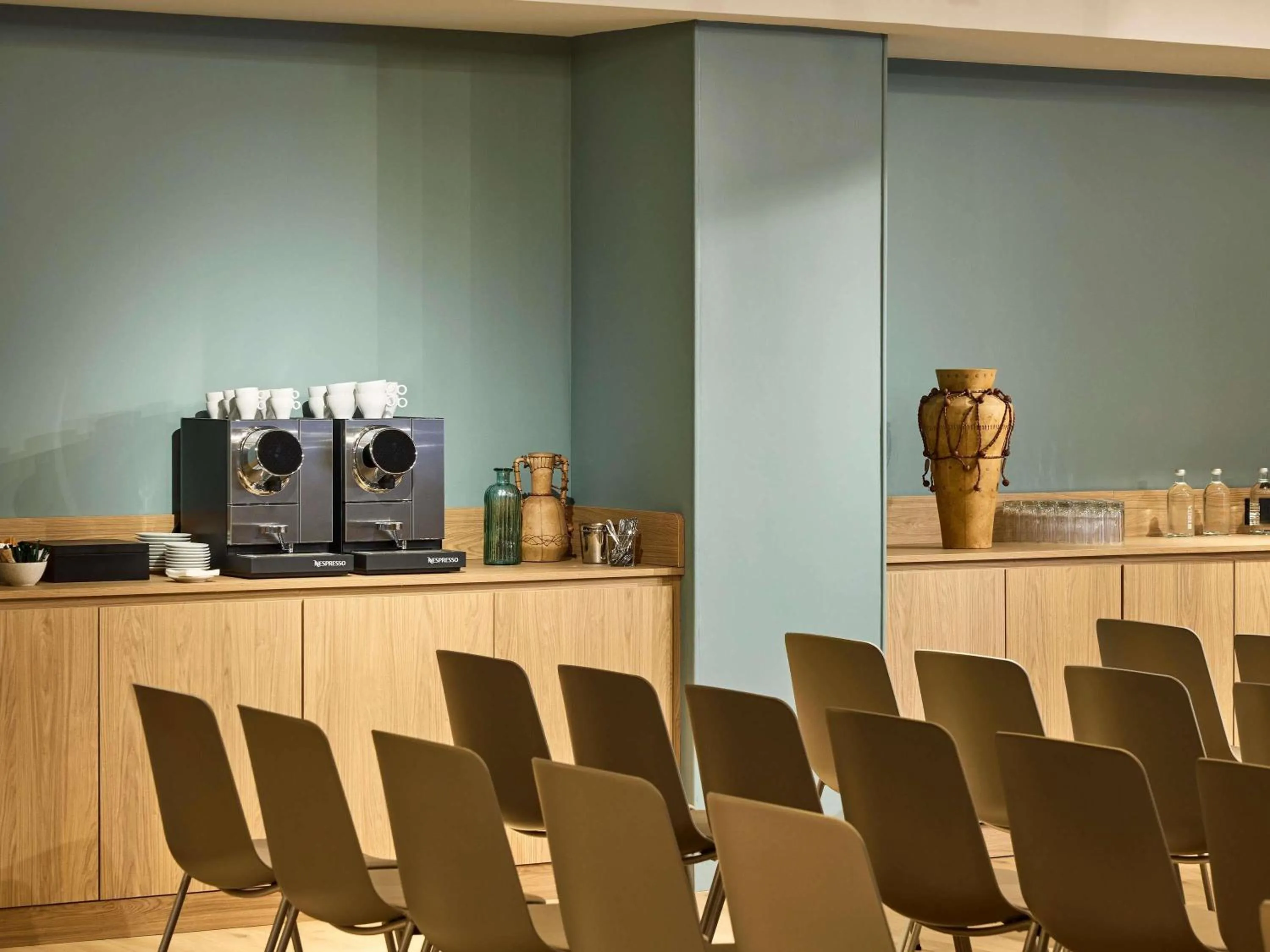 Meeting/conference room in Le Talaia Hôtel & Spa Biarritz - MGallery Collection