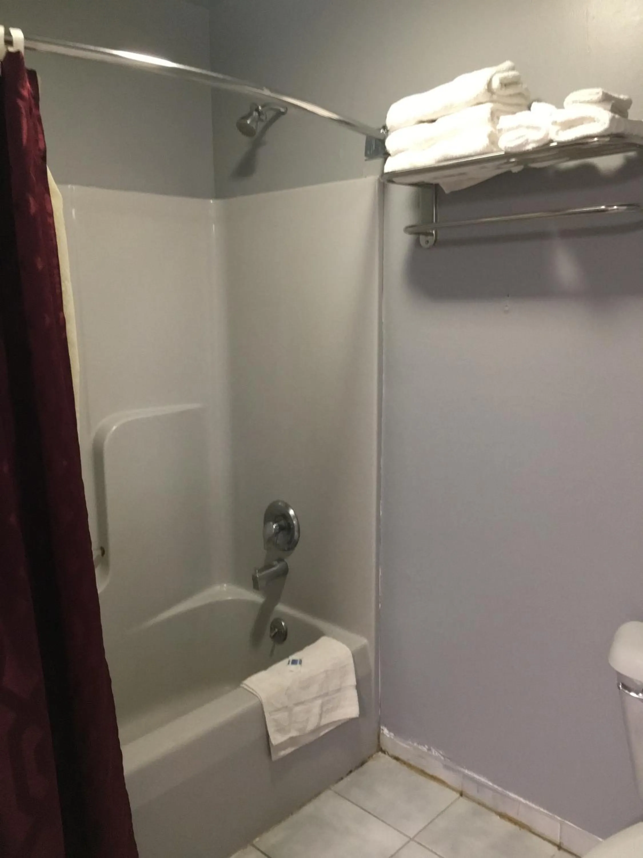 Shower in Haven Inn & Suites