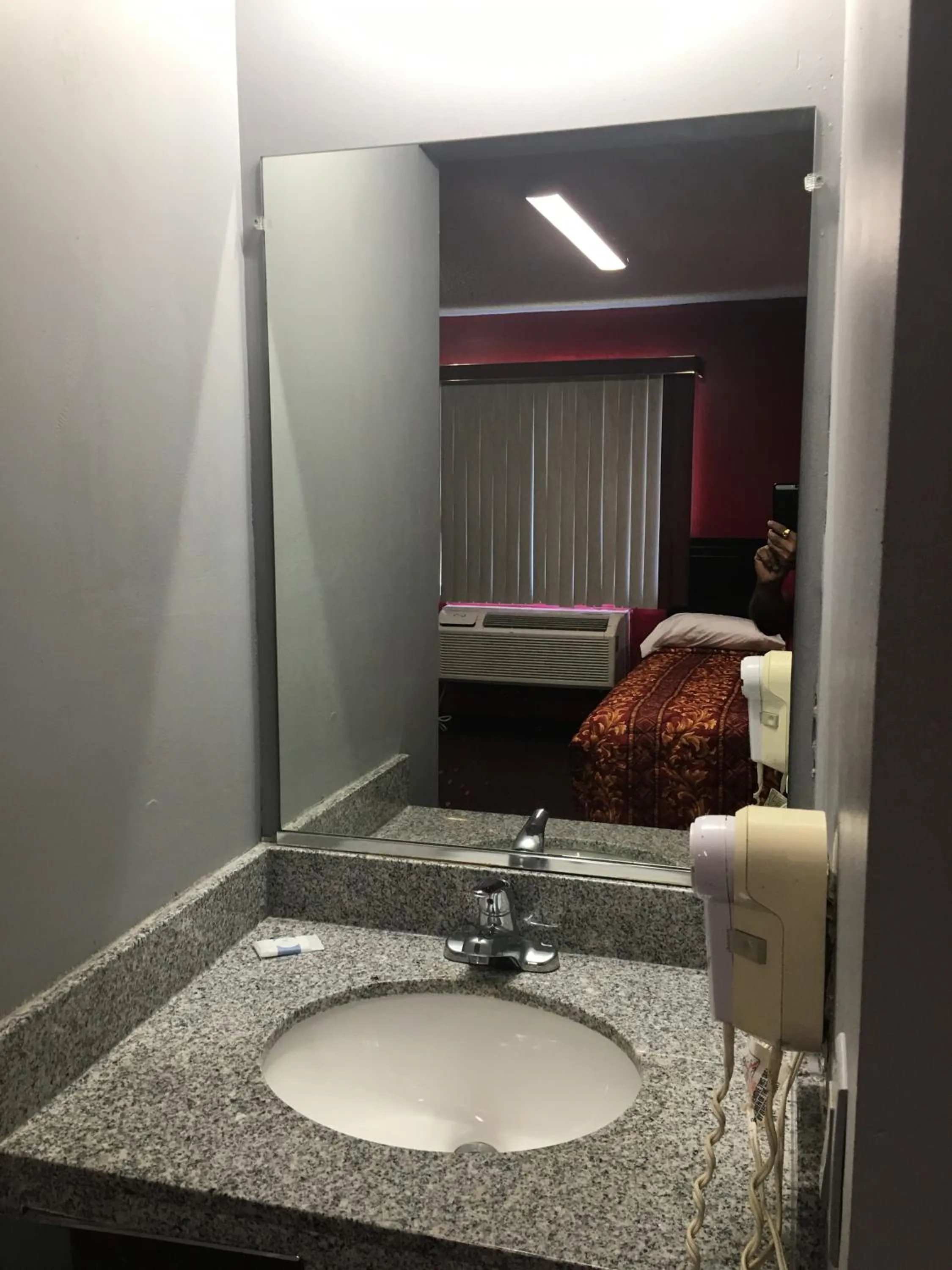 Other, Bed in Haven Inn & Suites