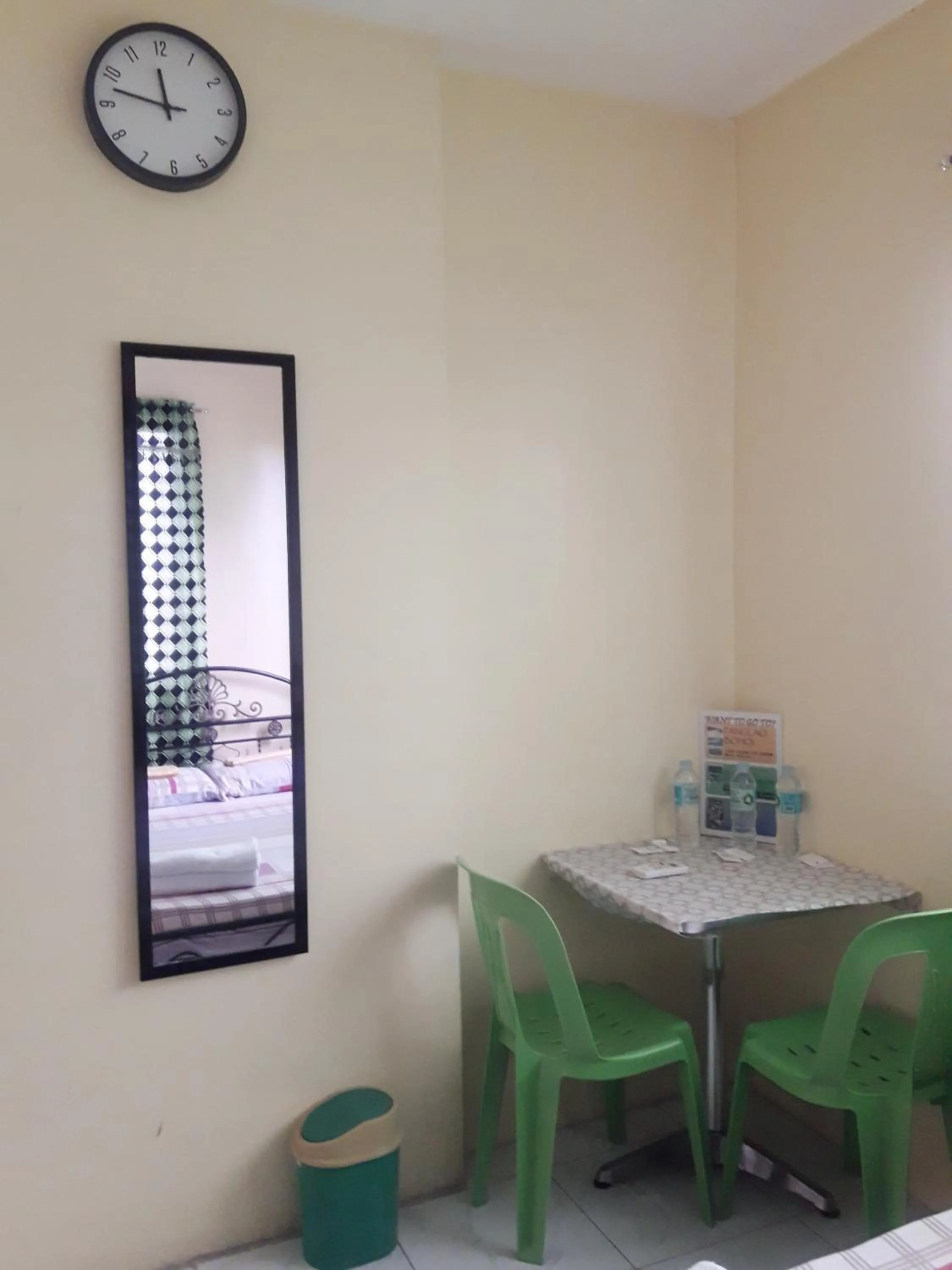 Decorative detail in D downhill'Place