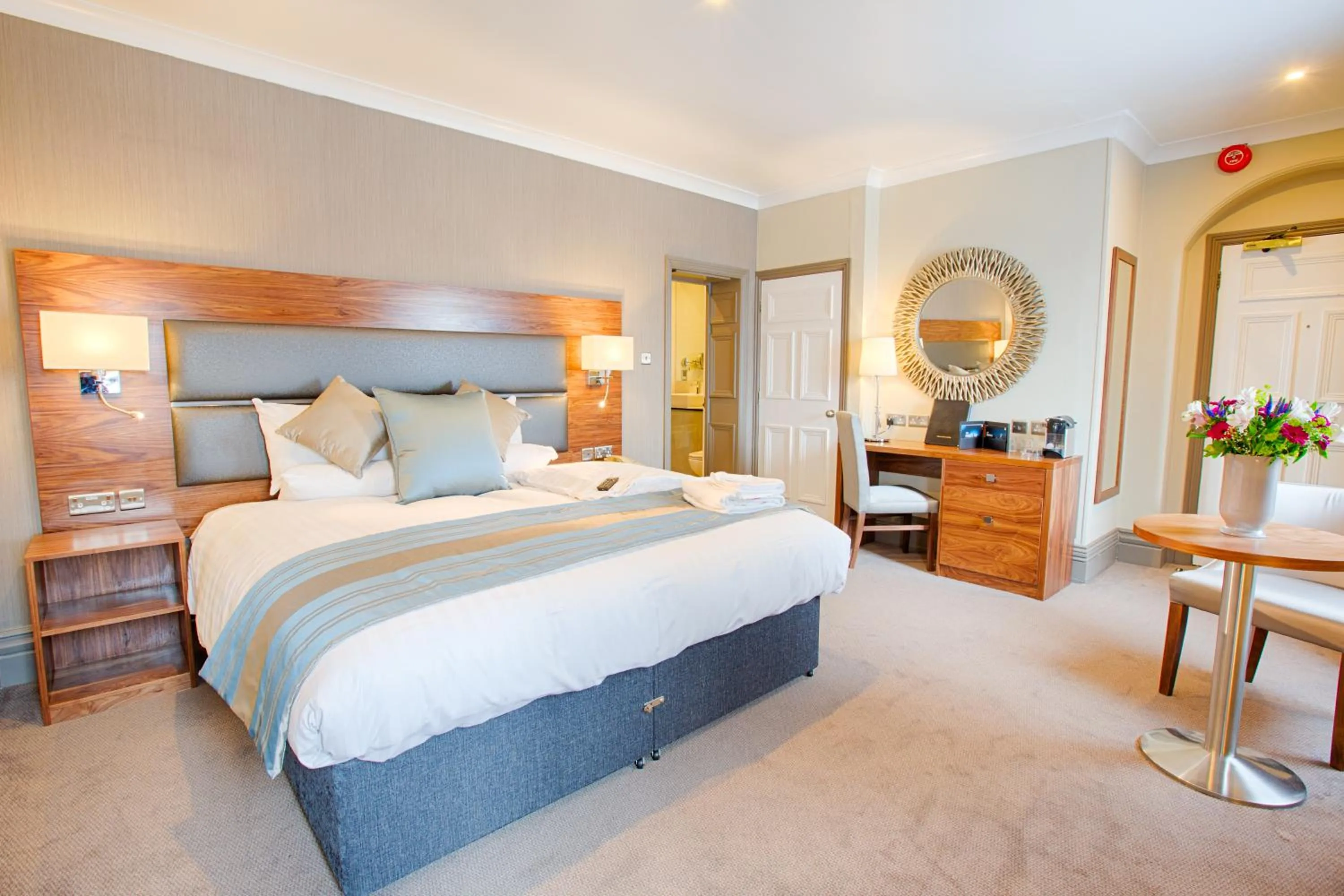 Bedroom, Bed in Best Western Chilworth Manor Hotel