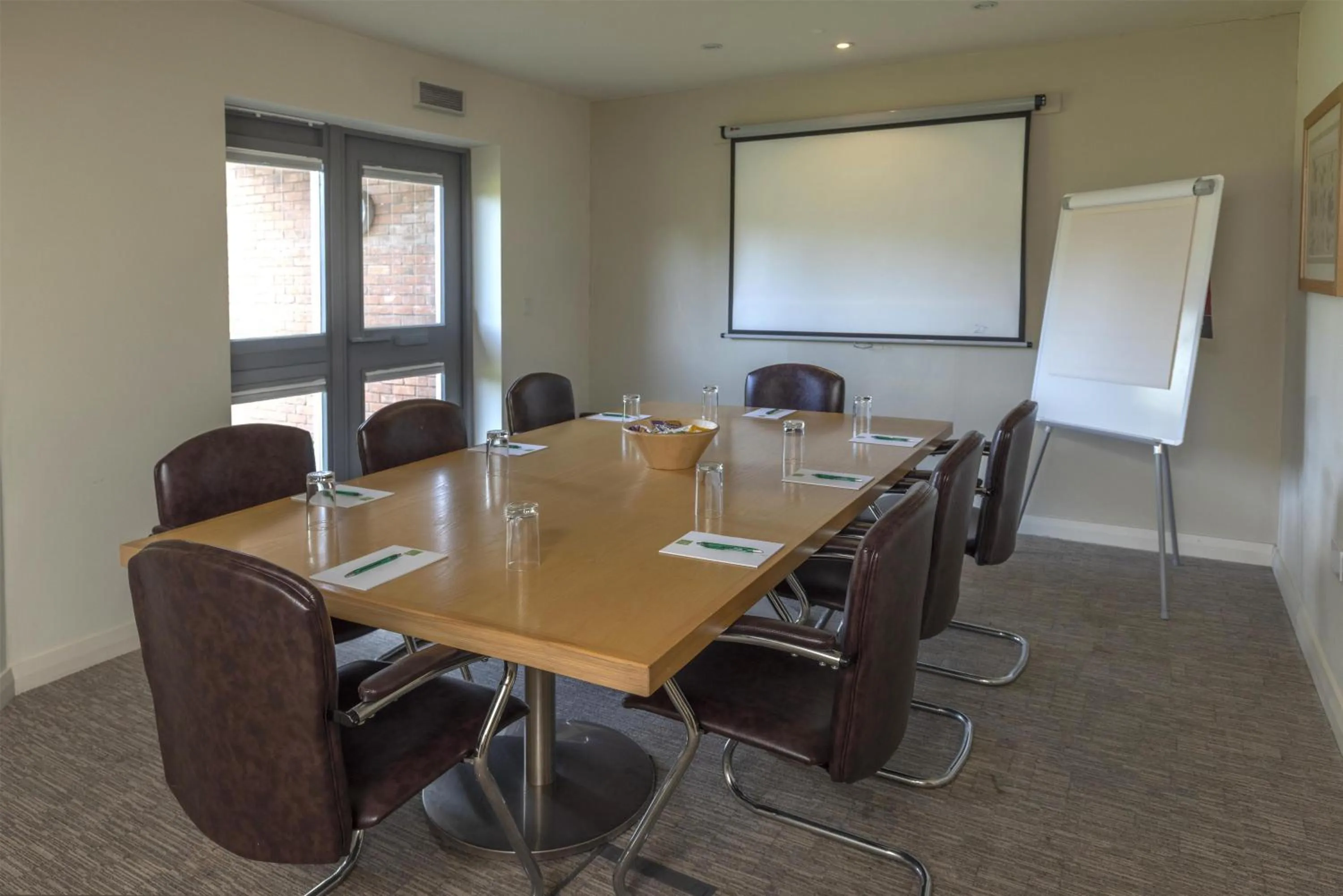 Meeting/conference room in Kings Court Hotel Alcester, BW Signature Collection