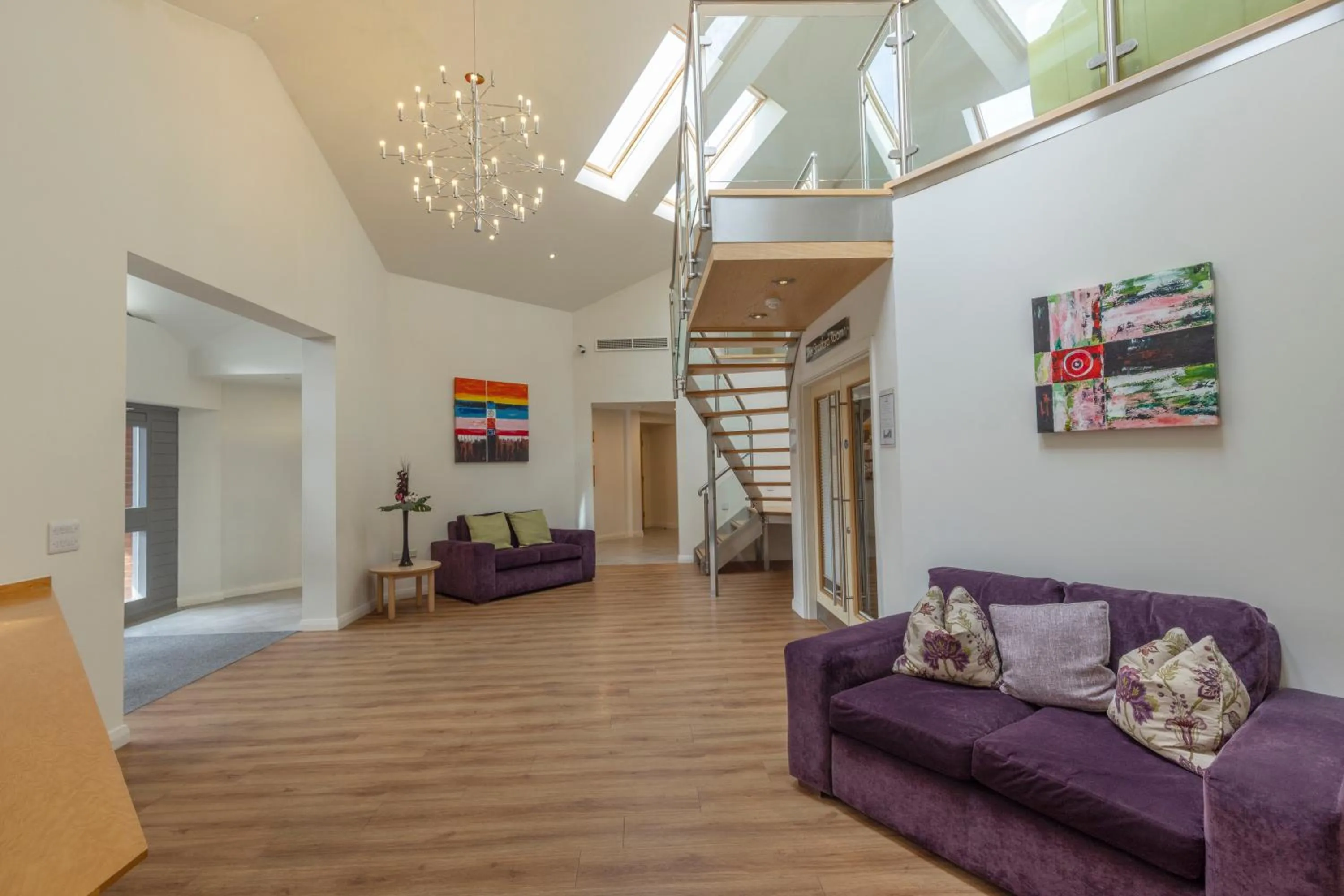 Lobby or reception in Kings Court Hotel Alcester, BW Signature Collection