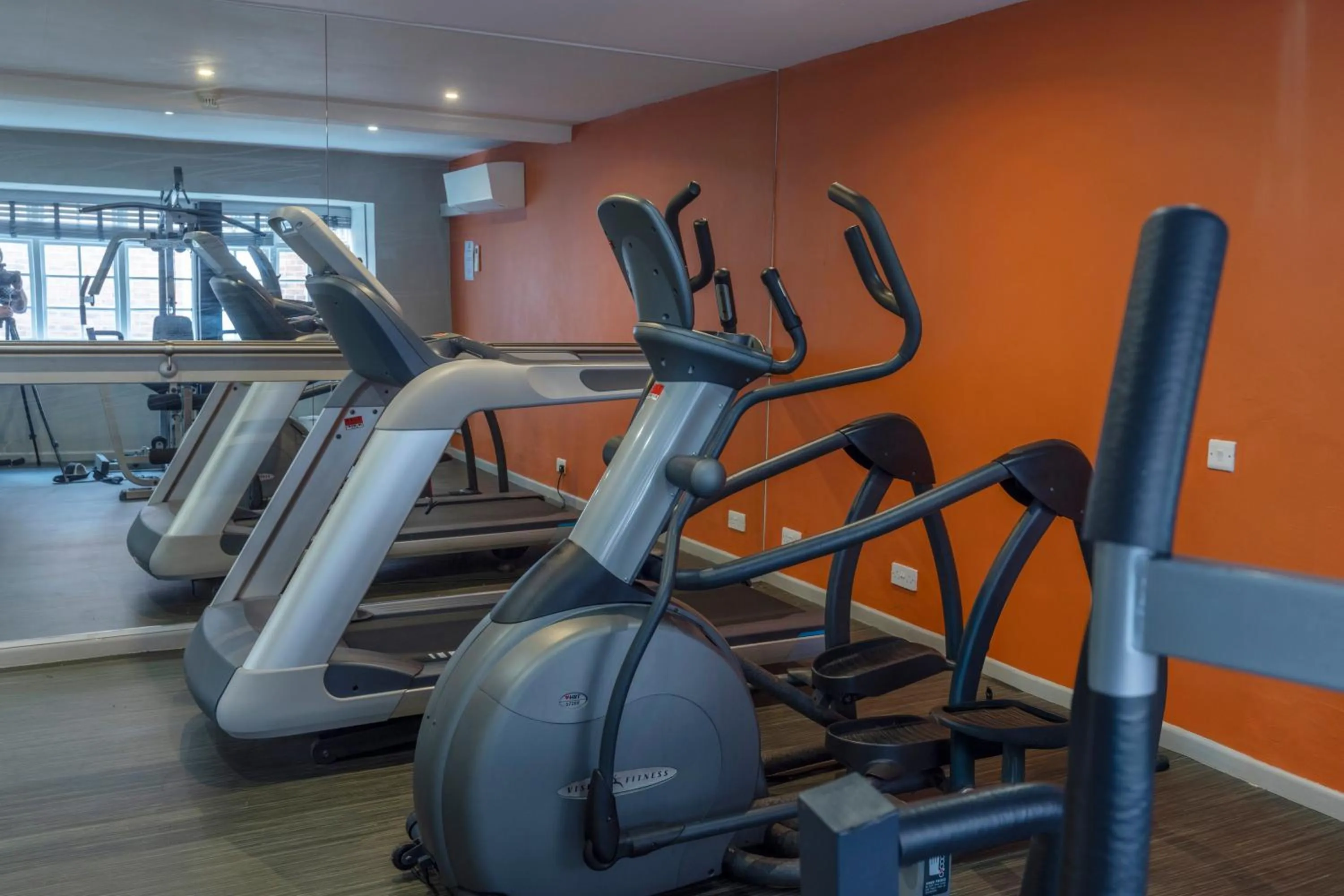 Fitness centre/facilities in Kings Court Hotel Alcester, BW Signature Collection