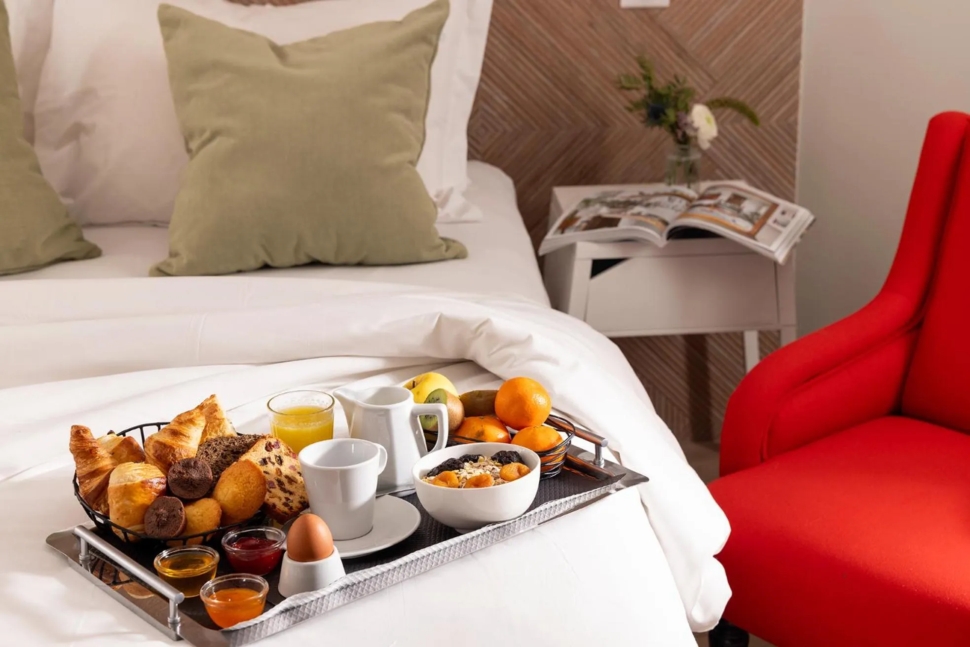 Breakfast, Bed in Hôtel Des Mines