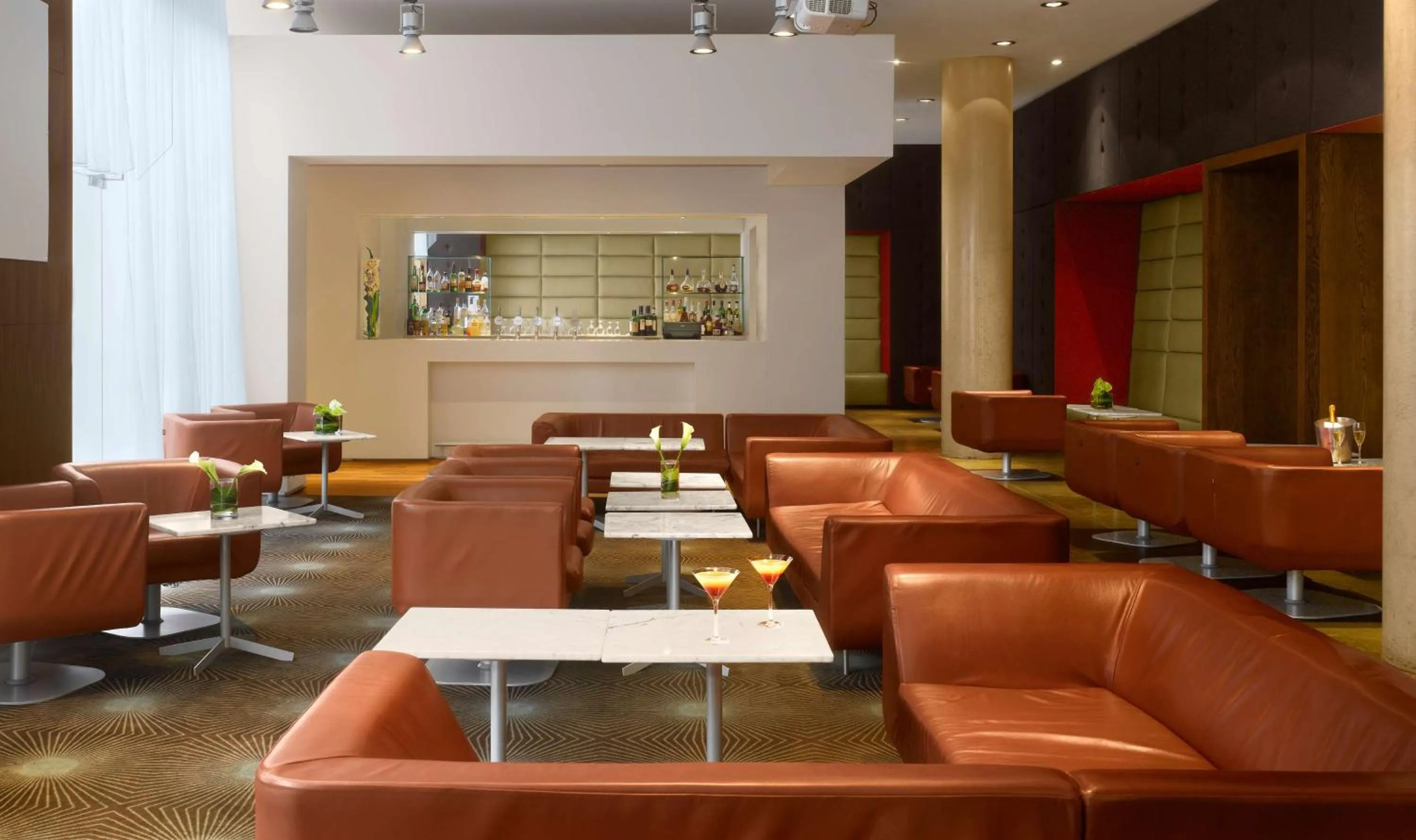 Lounge or bar in Radisson Blu Hotel, Liverpool