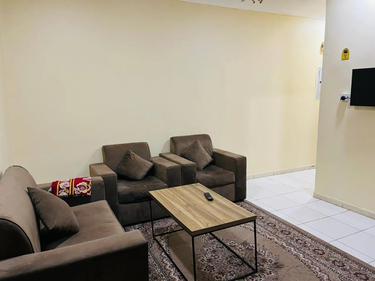 العييري للشقق المخدومة الدمام 2