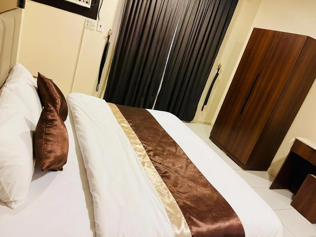 Bed in العييري للشقق المخدومة الدمام 2