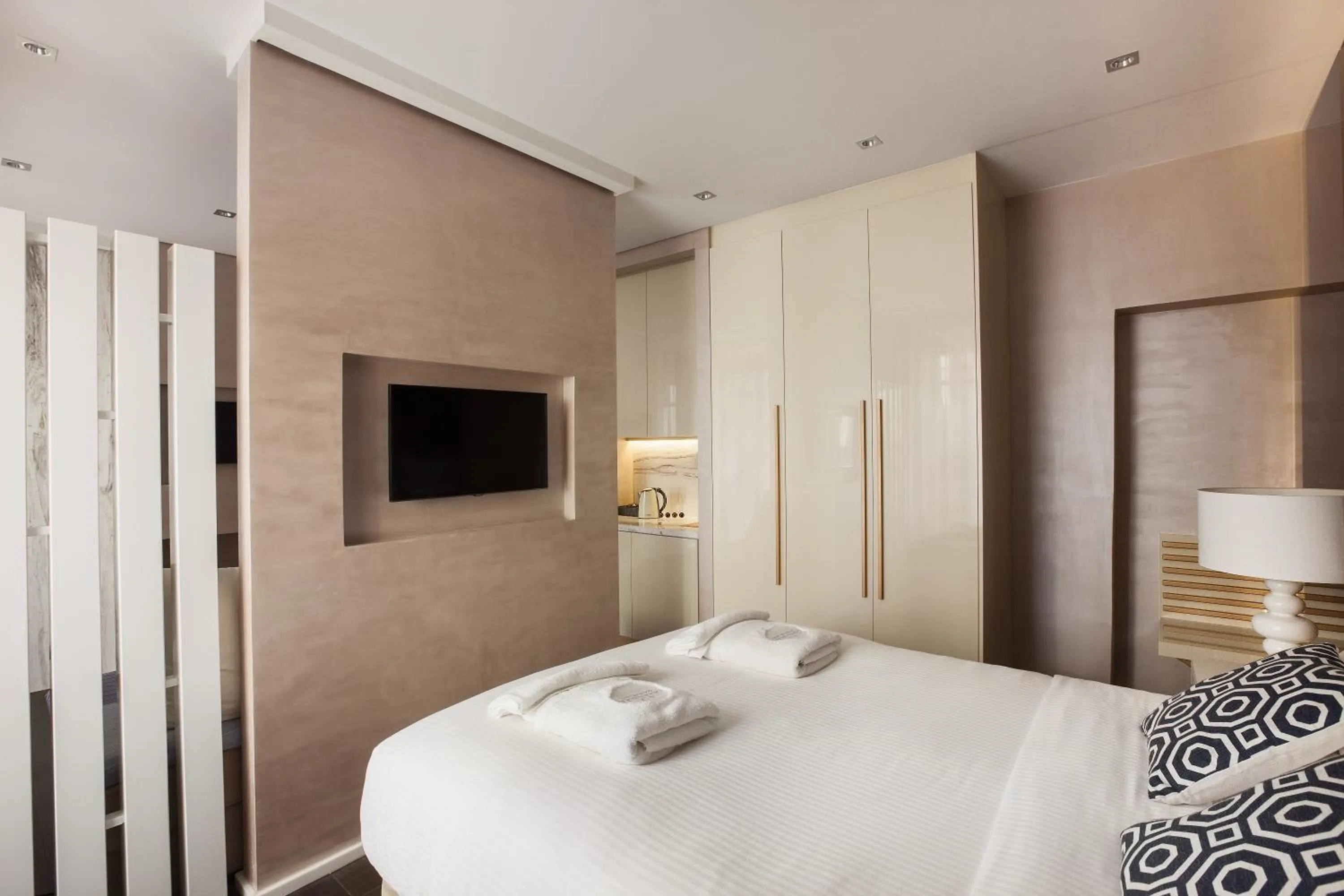 TV and multimedia, Bed in Consolato Boutique