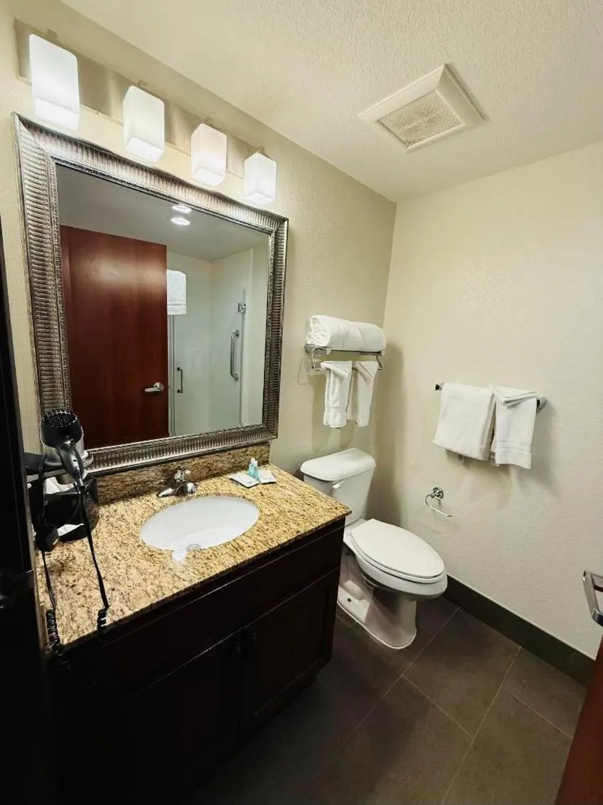 MainStay Suites Near Denver Downtown