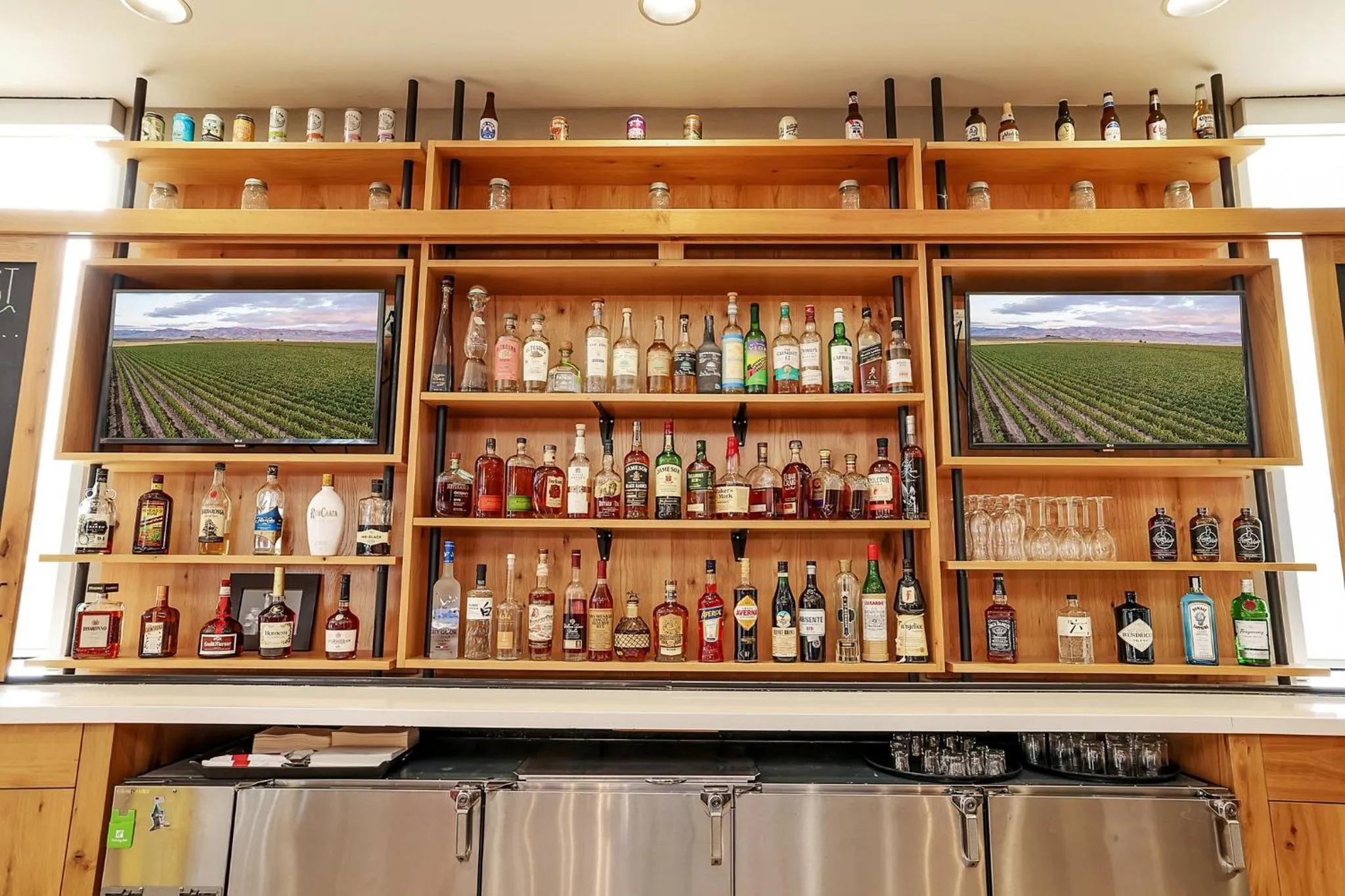 Lounge or bar in Holiday Inn - Nampa by IHG